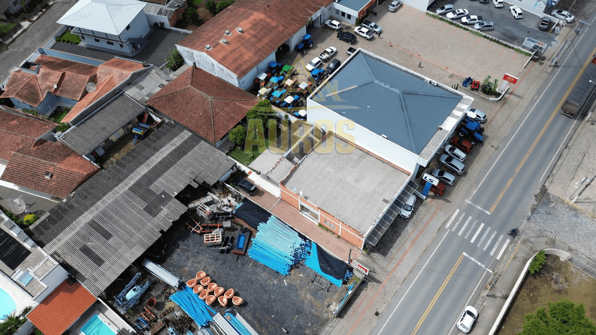 Terreno a venda em Ituporanga com Sala comercial e Casa em alvenaria - Imagem 2