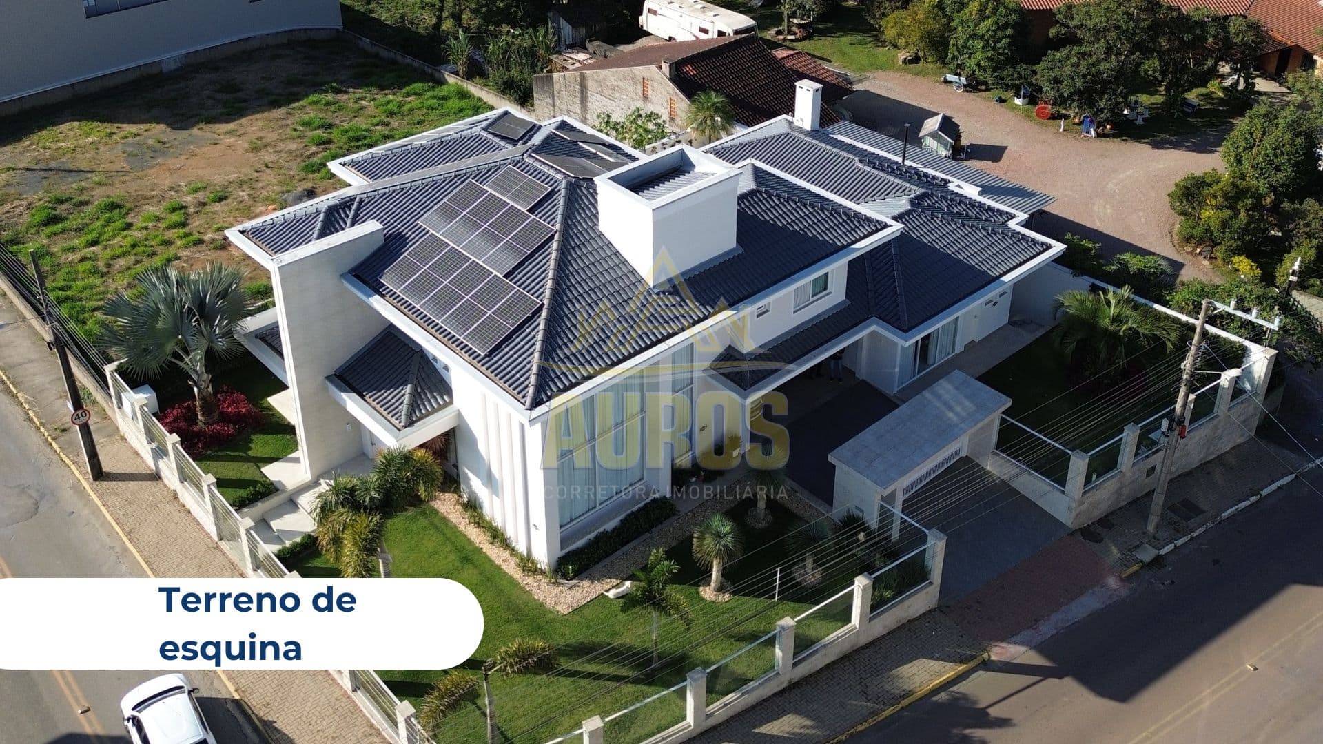 Casa de Alto Padrão em Rio do Sul - Bairro Santana - Imagem 3