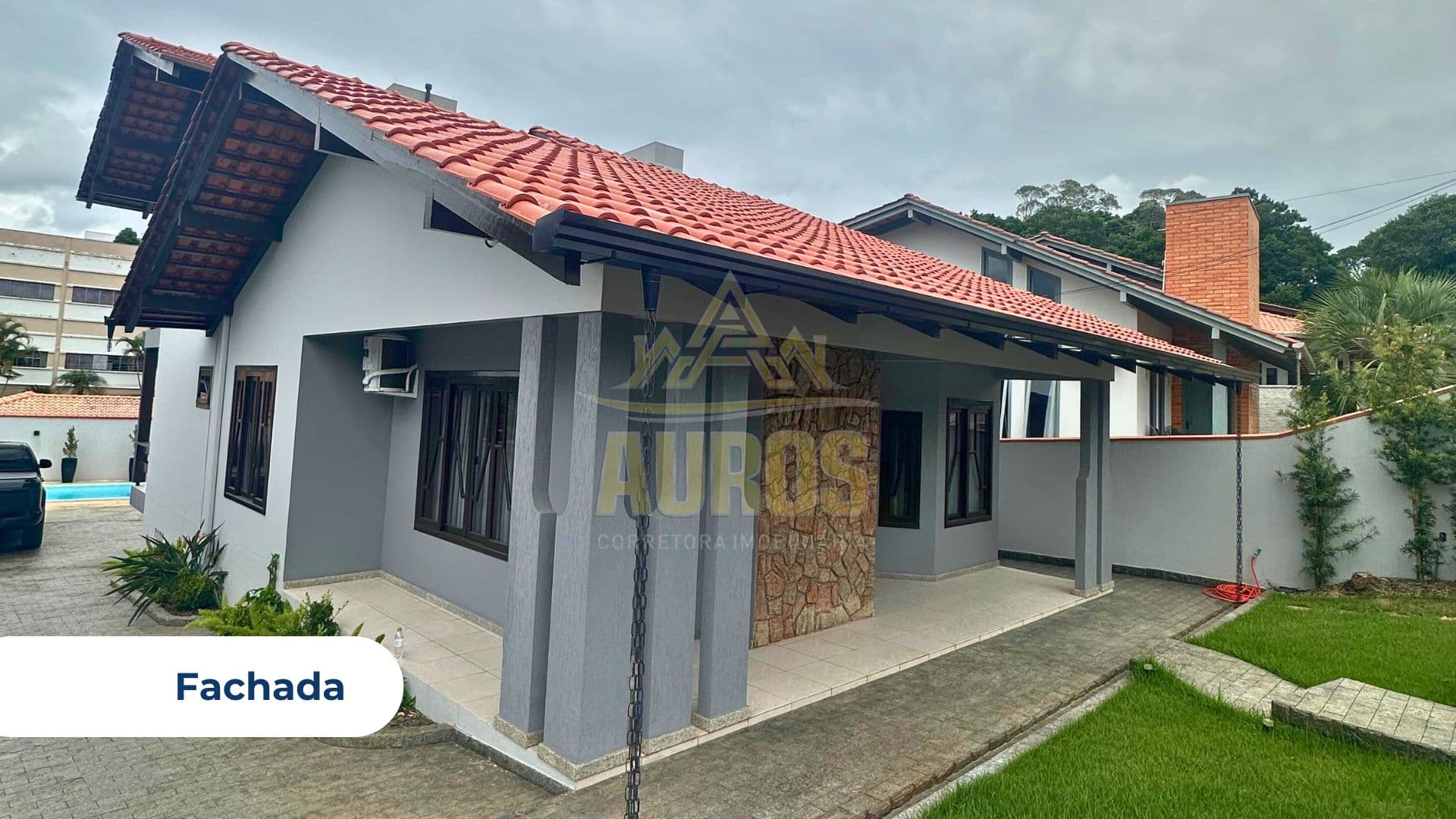 Casa à venda com suíte, área de festas com piscina e churrasqueira – 424m² de terreno - Imagem 8