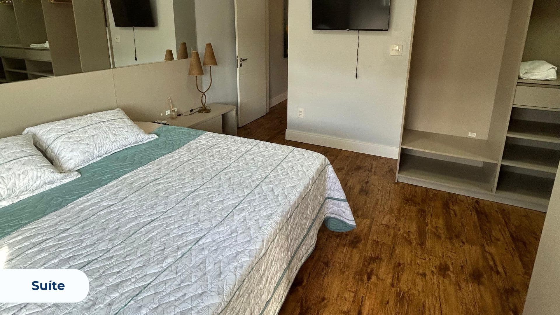 Sítio à venda em Camboriú com 2,1 hectares, piscina aquecida, lagoa - Imagem 14