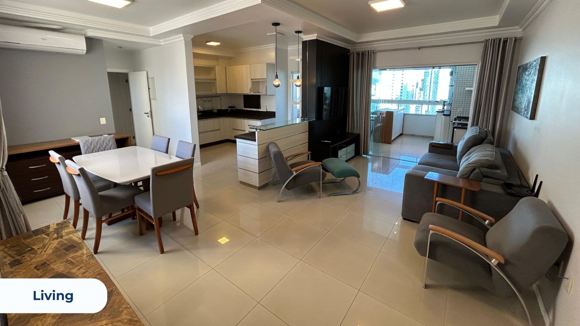 Apartamento à venda no Ed. Bougainville em Balneário Camboriú - Imagem 3