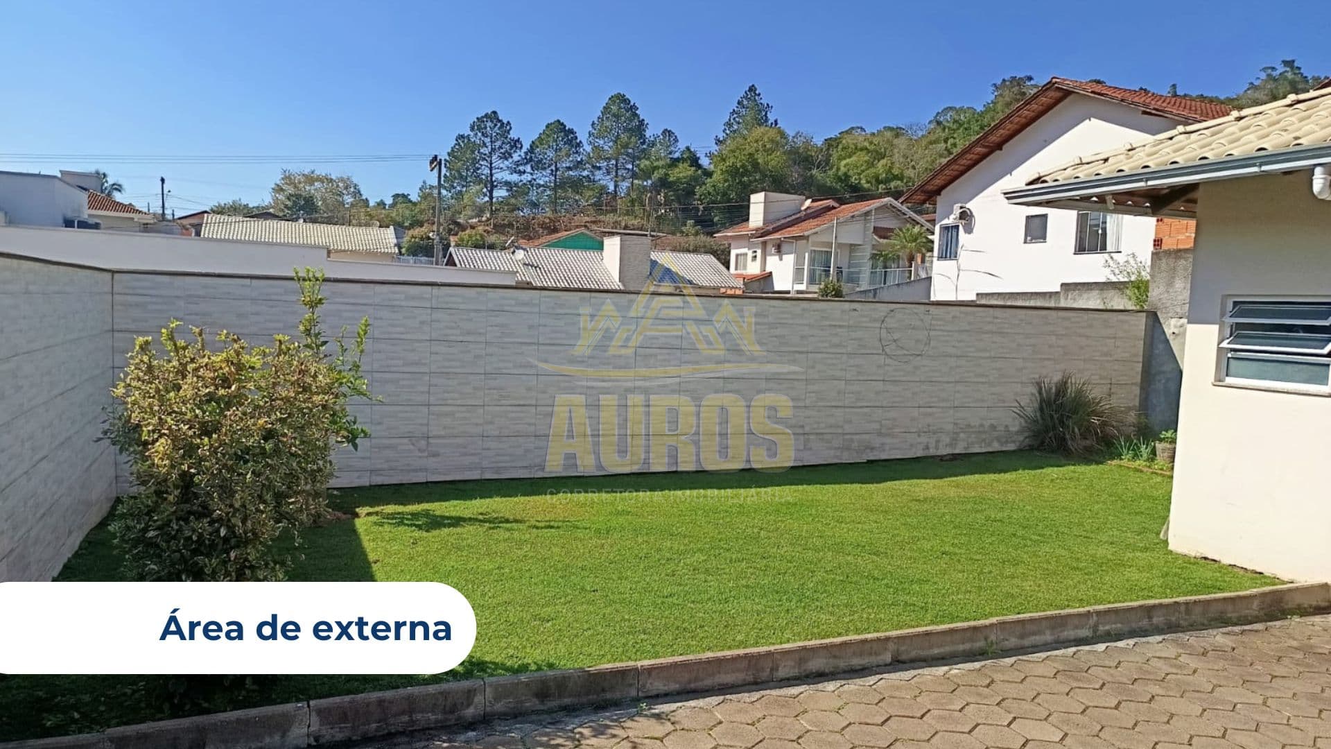 Casa com 3 dormitórios e garagem para 3 carros no Fundo Canoas, Rio do Sul - Imagem 5