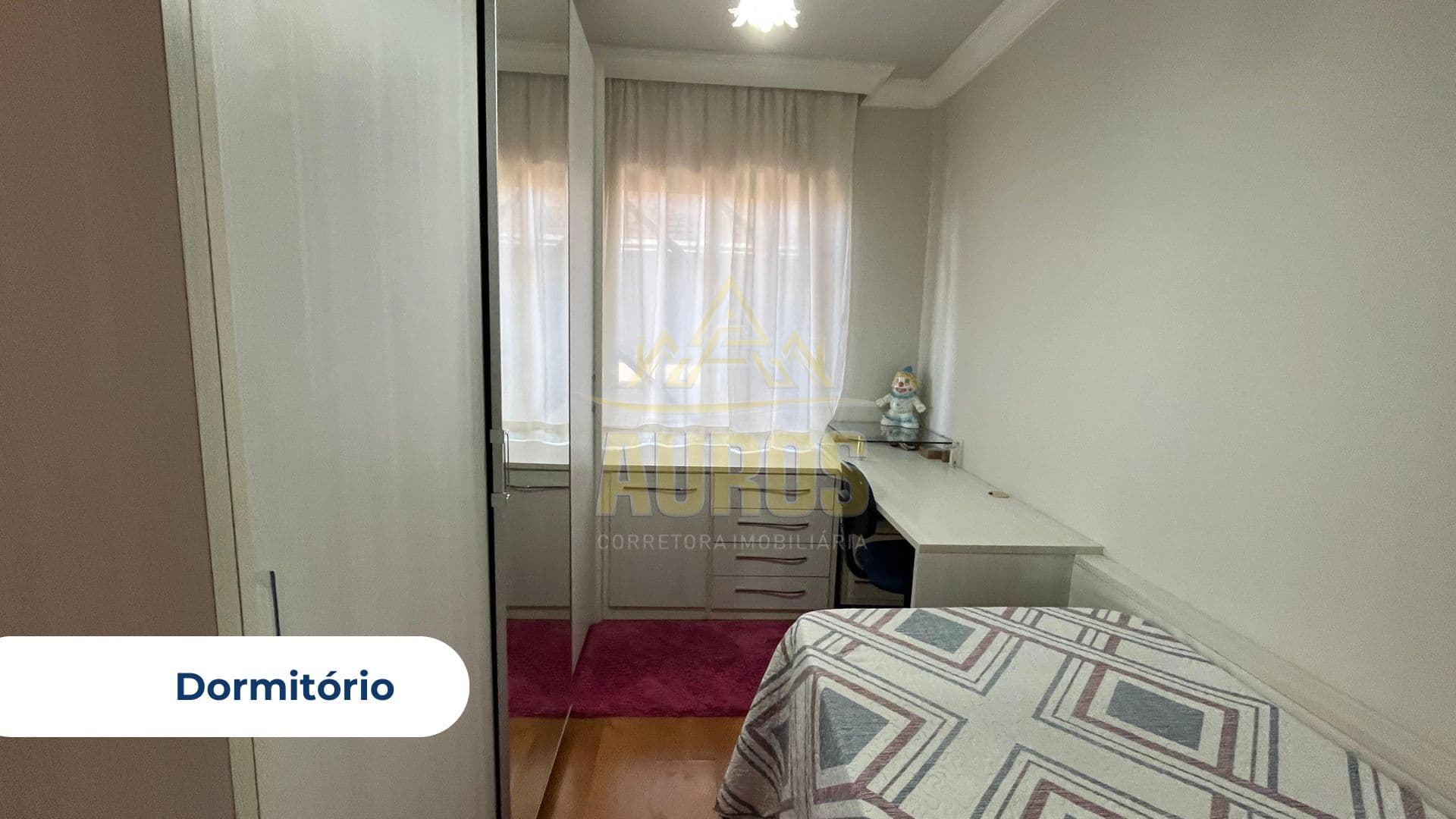 Casa no Taboão à Venda – 305m², 2 Andares - Aceita permuta de menor valor. - Imagem 8