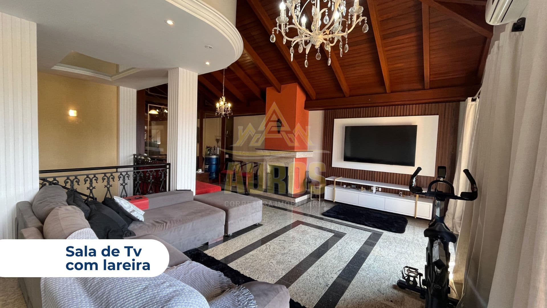 Casa no Taboão à Venda – 305m², 2 Andares - Aceita permuta de menor valor. - Imagem 5