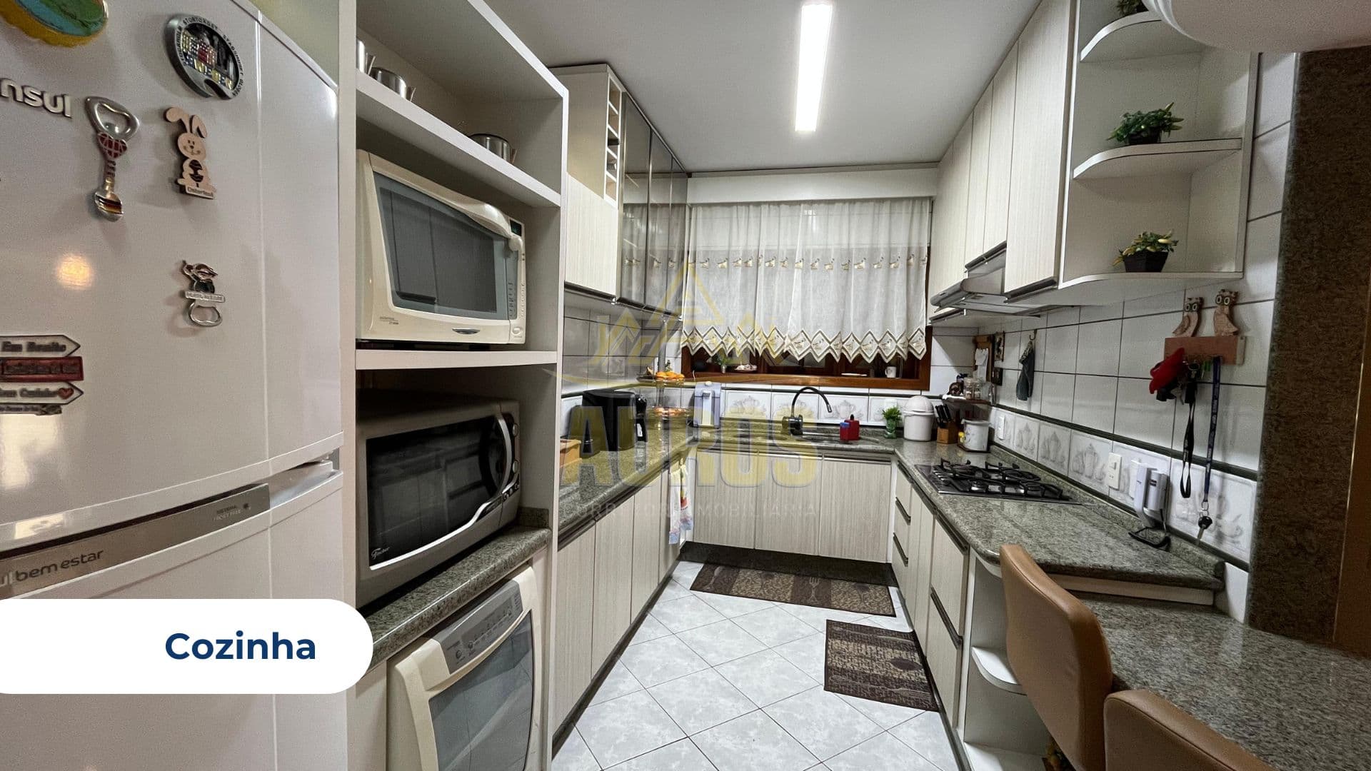 Casa no Taboão à Venda – 305m², 2 Andares - Aceita permuta de menor valor. - Imagem 11