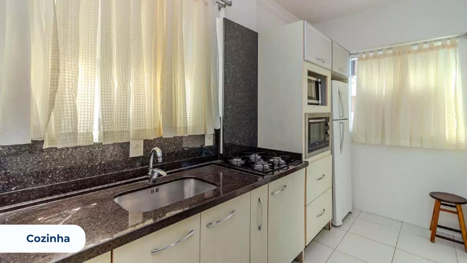 Apartamento mobiliado a 200m do mar em Balneário Camboriú – 3 dormitórios, 2 vagas - Imagem 9