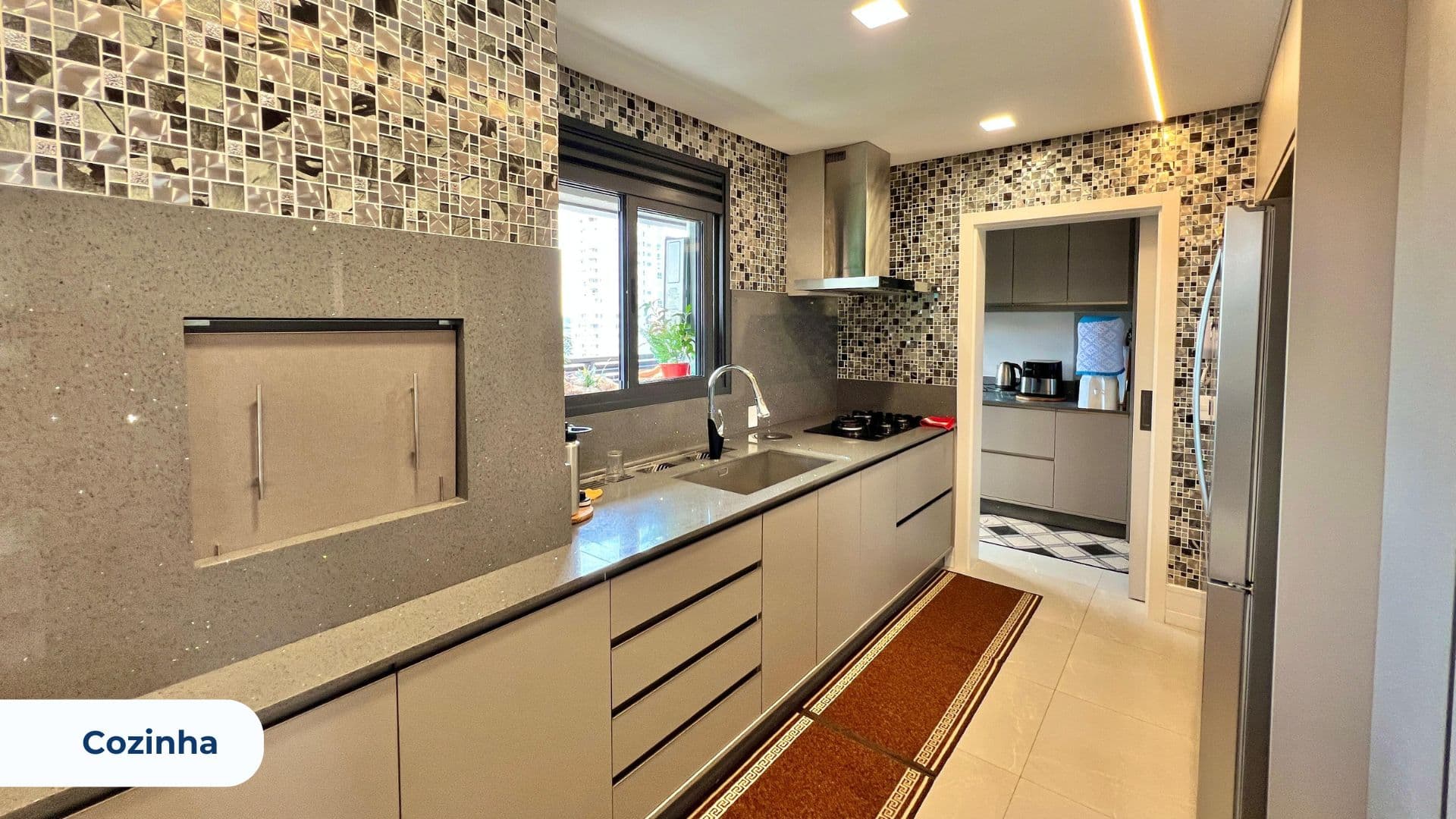 Apartamento com 4 suítes e 3 vagas em Balneário Camboriú - Imagem 10