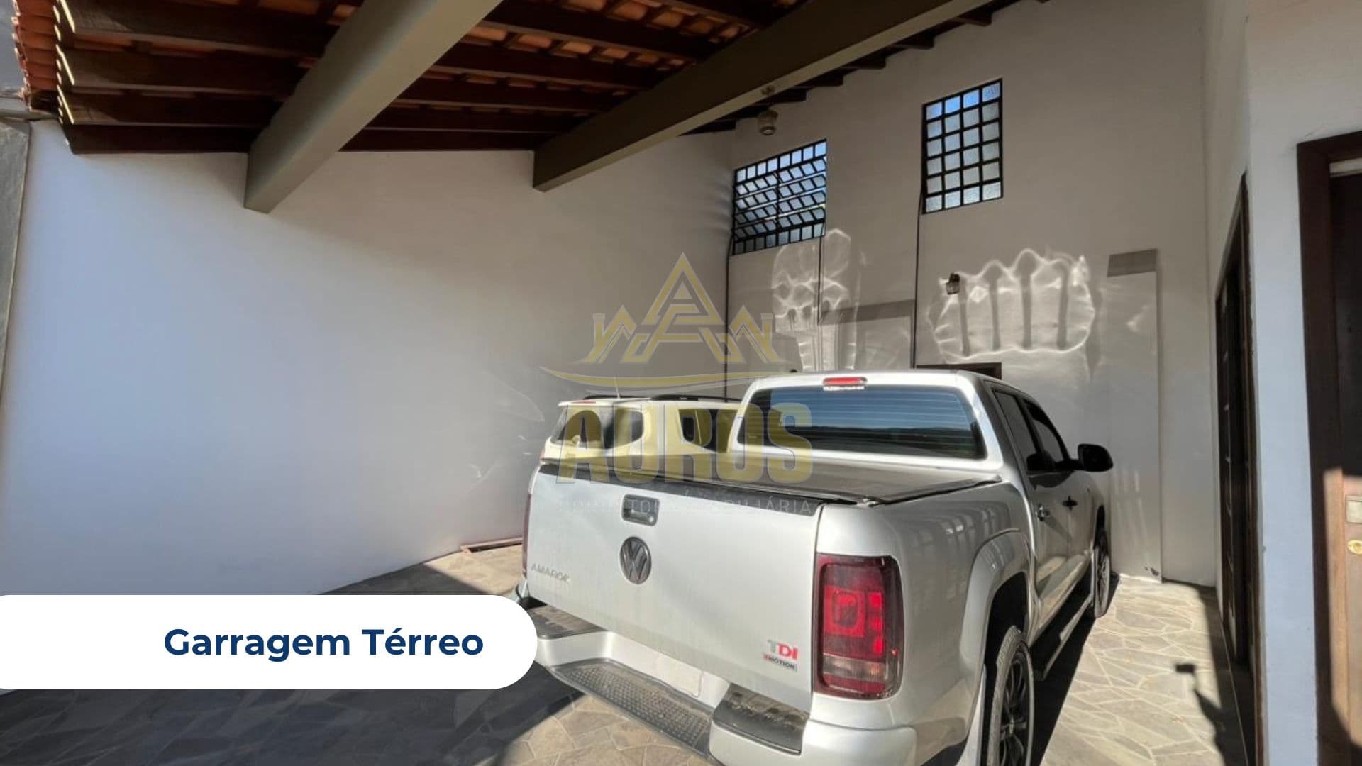 Casa à venda na Ladeira Joaquim Nabuco em Rio do Sul /4 suítes, área de festas e vista para a cidade - Imagem 11