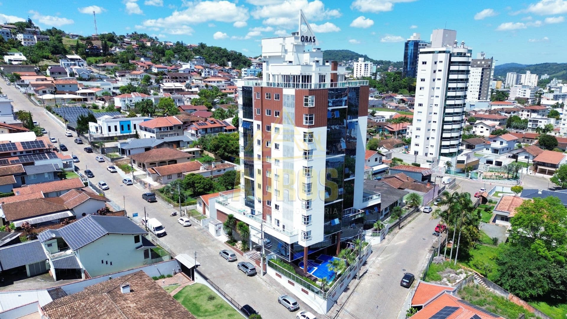 Apartamento de Alto Padrão à Venda no Lago di Garda | 3 Quartos, Suíte, Piscina e Academia – Rio do Sul - Imagem 13