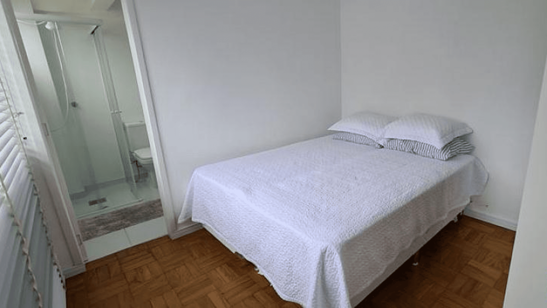 Apartamento frente mar mobiliado no Centro de Balneário Camboriú, a 150m da Roda Gigante. - Imagem 7