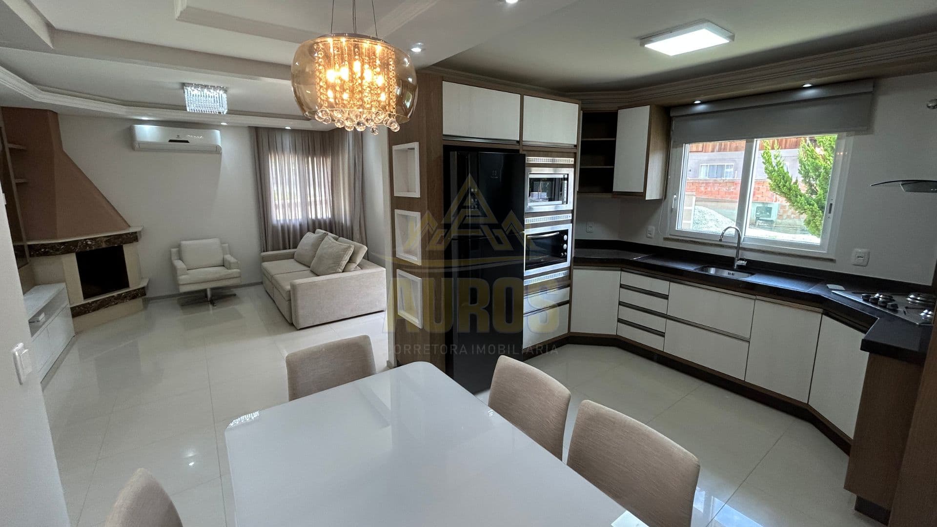 Casa Alto Padrão no Bairro Taboão em Rio do Sul - Imagem 16