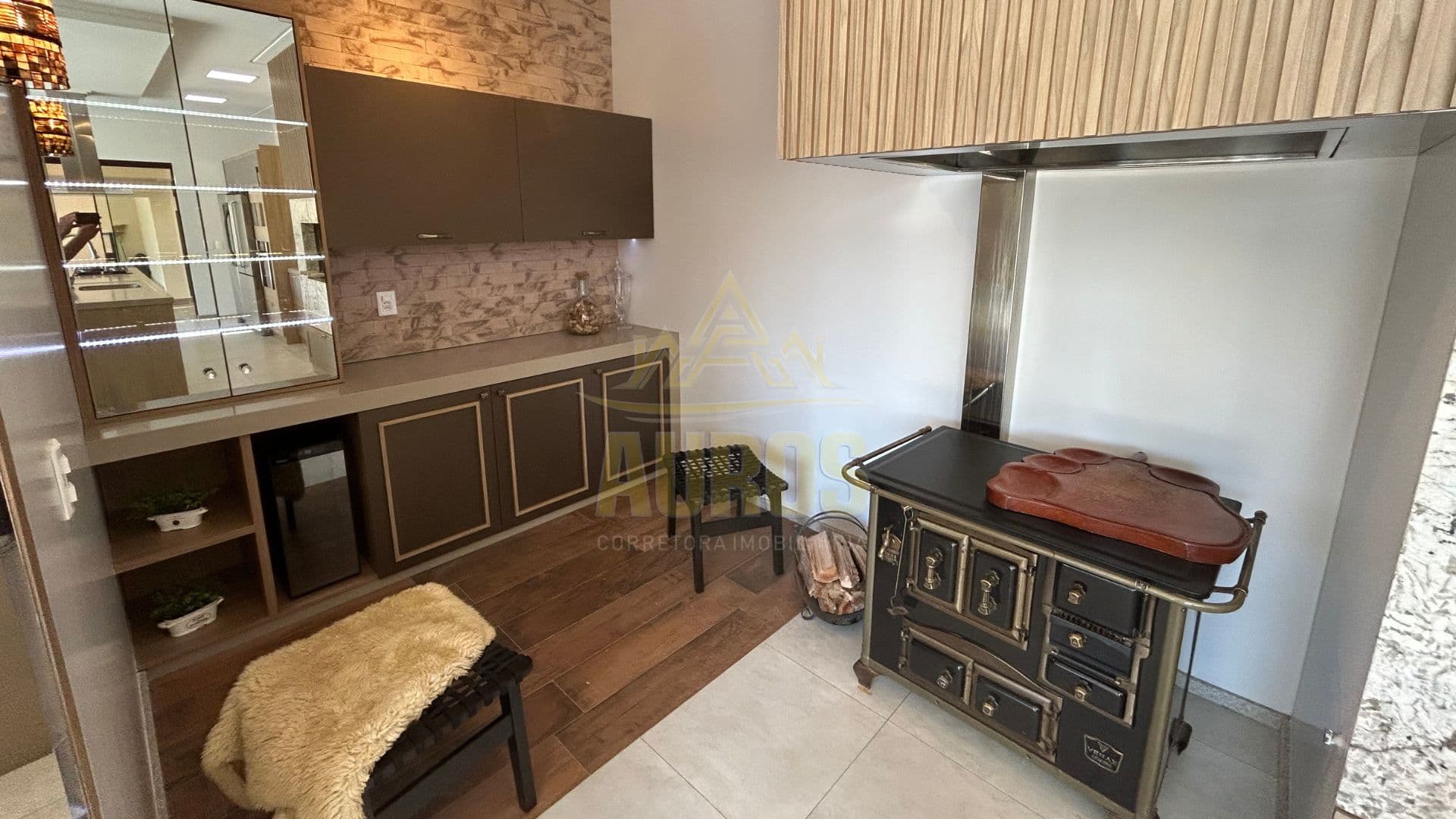 Casa Alto Padrão no Bairro Taboão em Rio do Sul - Imagem 8