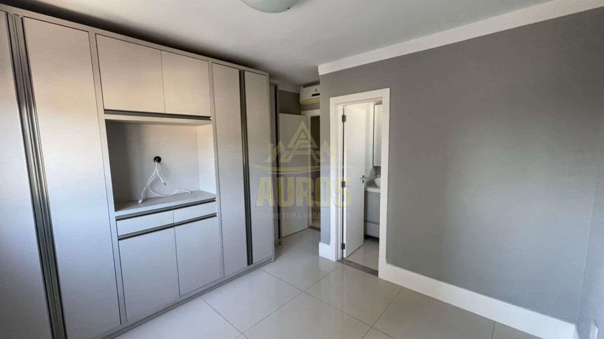 Apartamento com 3 suítes e 3 vagas no Edifício Merithamon em Balneário Camboriú - Imagem 7
