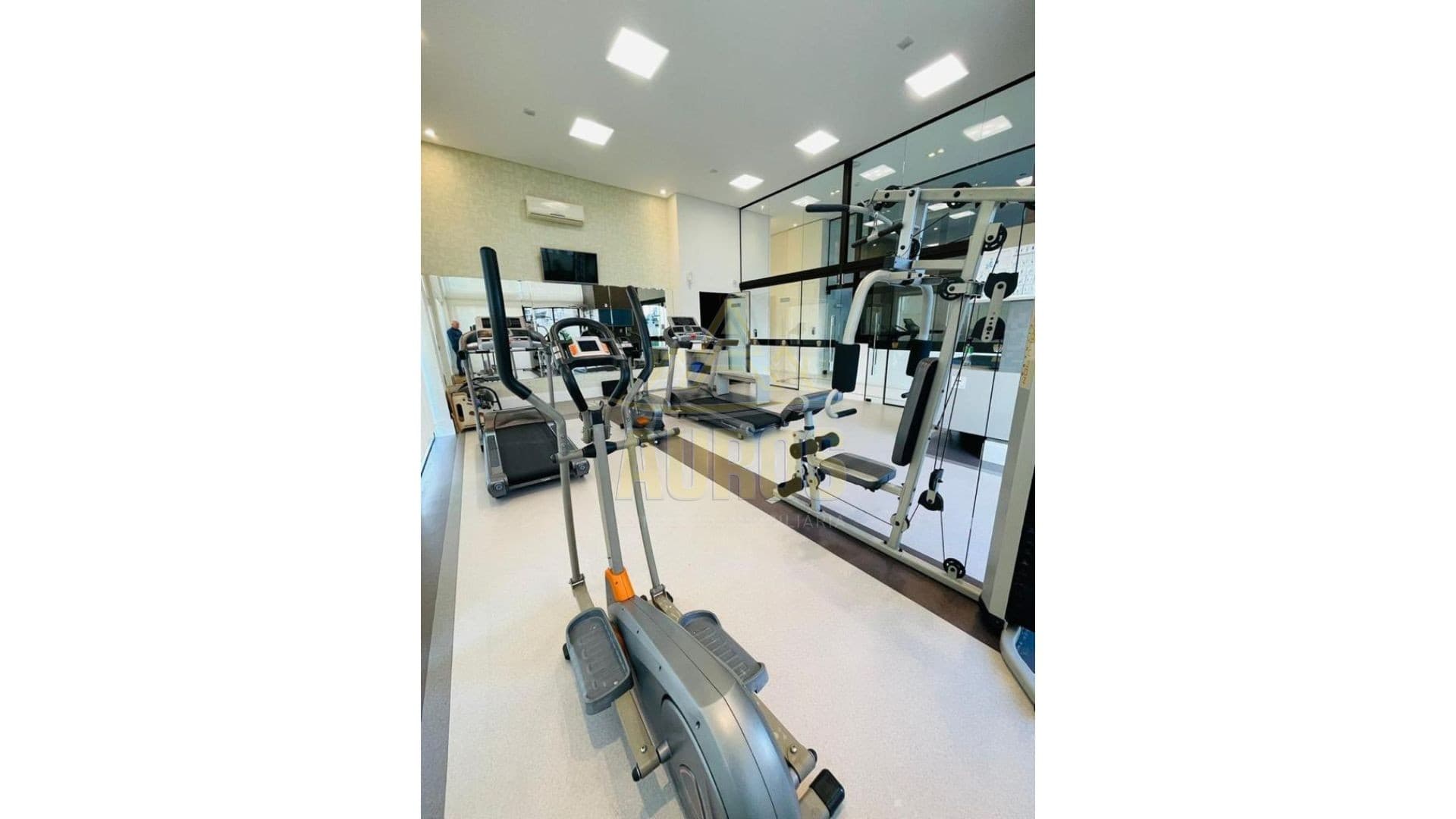 Apartamento com 3 suítes e 3 vagas no Edifício Merithamon em Balneário Camboriú - Imagem 14