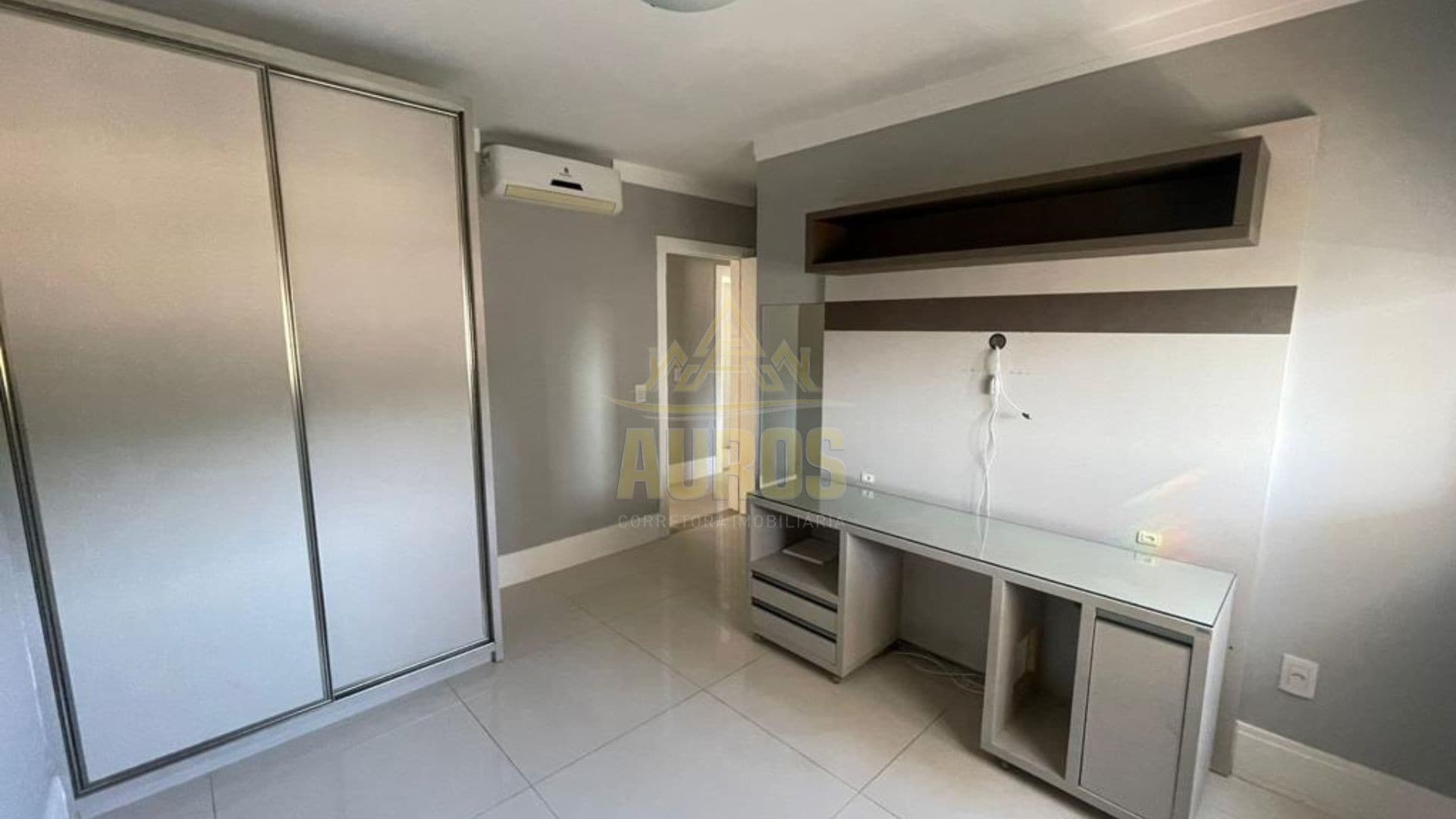 Apartamento com 3 suítes e 3 vagas no Edifício Merithamon em Balneário Camboriú - Imagem 6