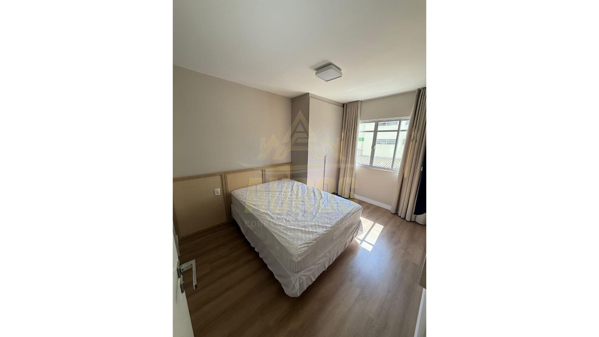 Apartamento recém mobiliado com 1 suíte mais 2 quartos no Edifício Albany, na Avenida Atlântica - Imagem 9