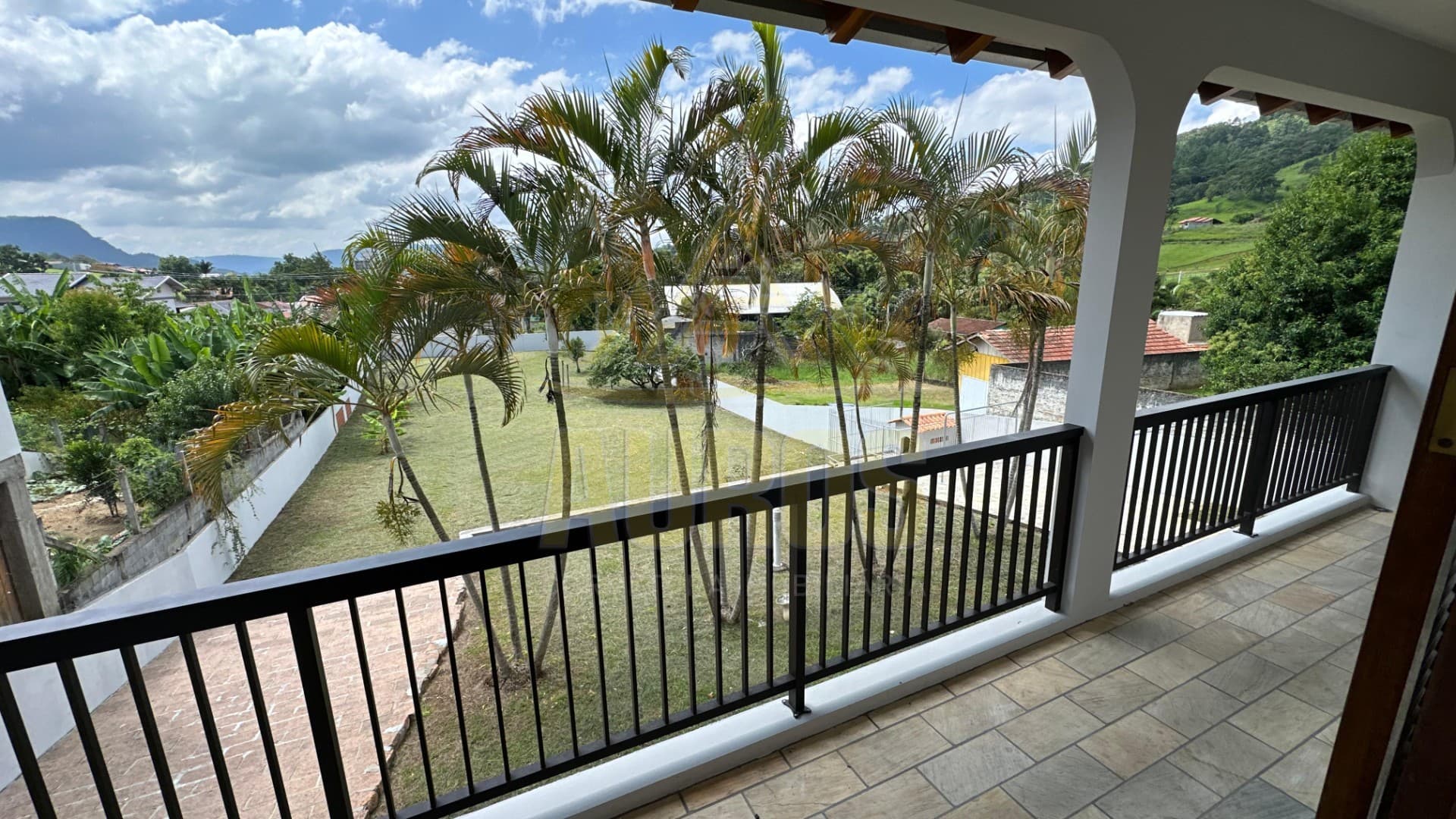 Casa com terreno de 1532m²  - Imagem 5