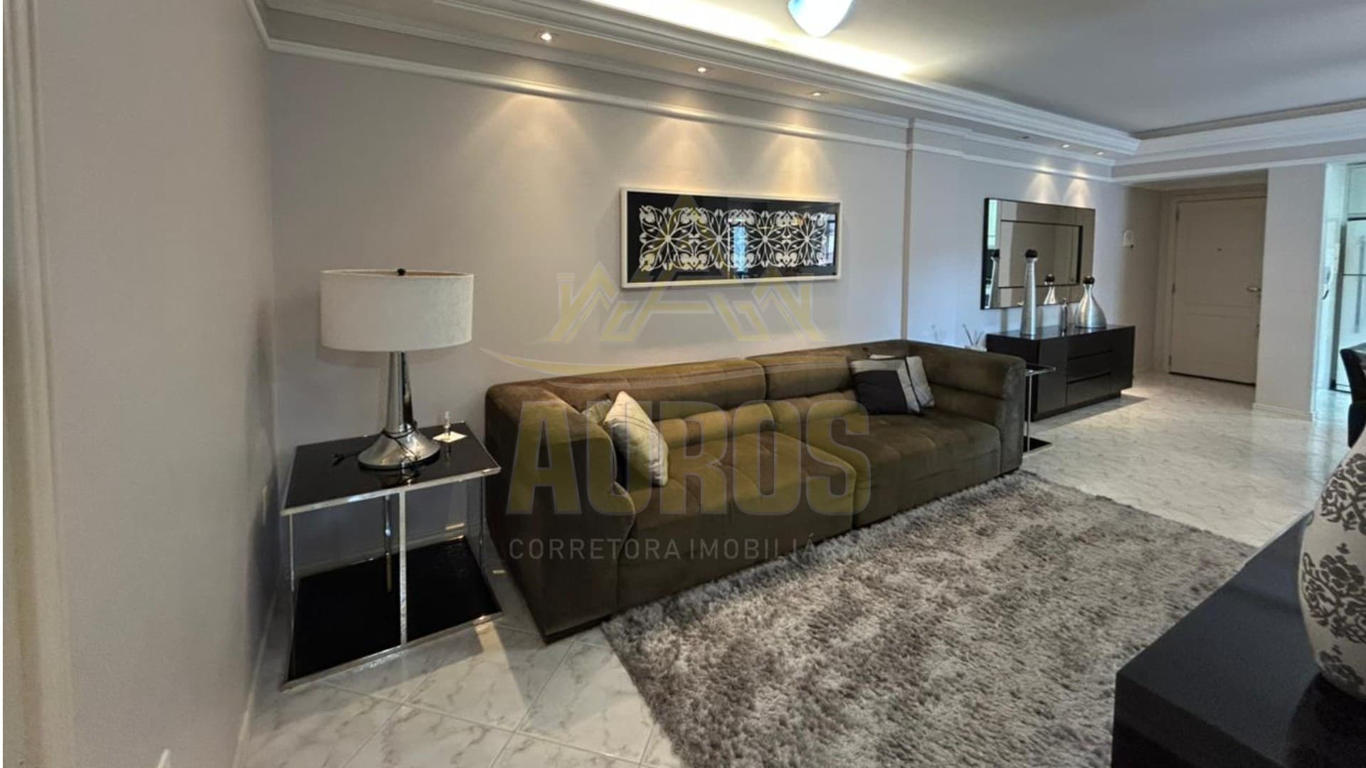 Apartamento mobiliado com 138 m², 1 suíte + 2 dormitórios e vista lateral para o mar em Itapema - Imagem 8