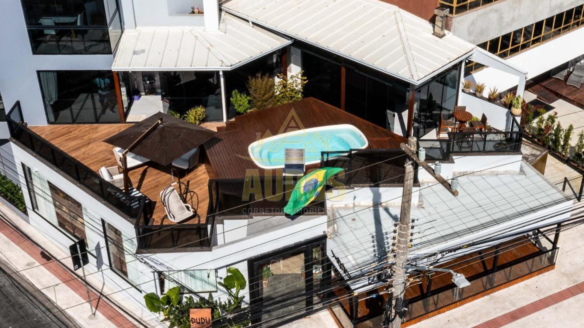 Apartamento Diferenciado e Frente Mar no Edifício Notre Ville - Imagem 2