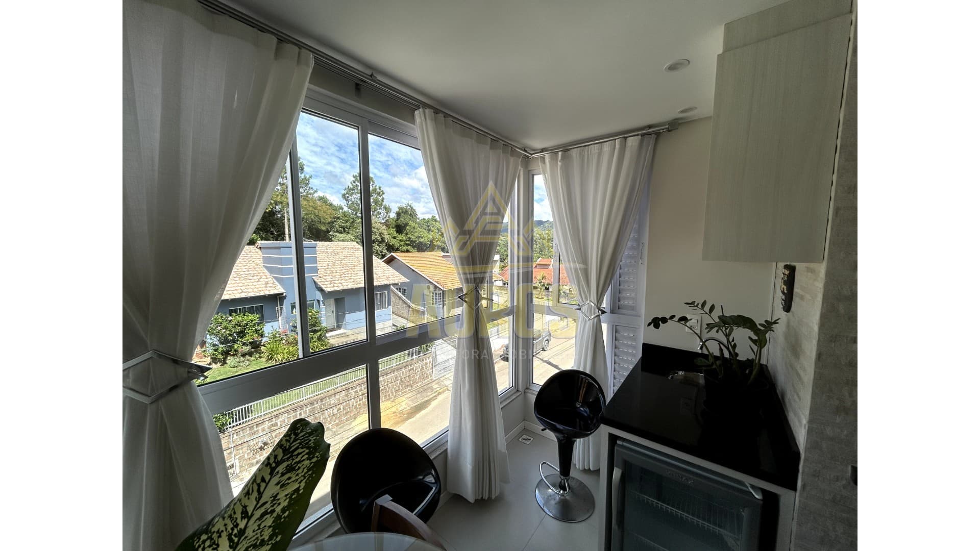 Apartamento no Residencial Mandala no bairro Laranjeiras - Imagem 8