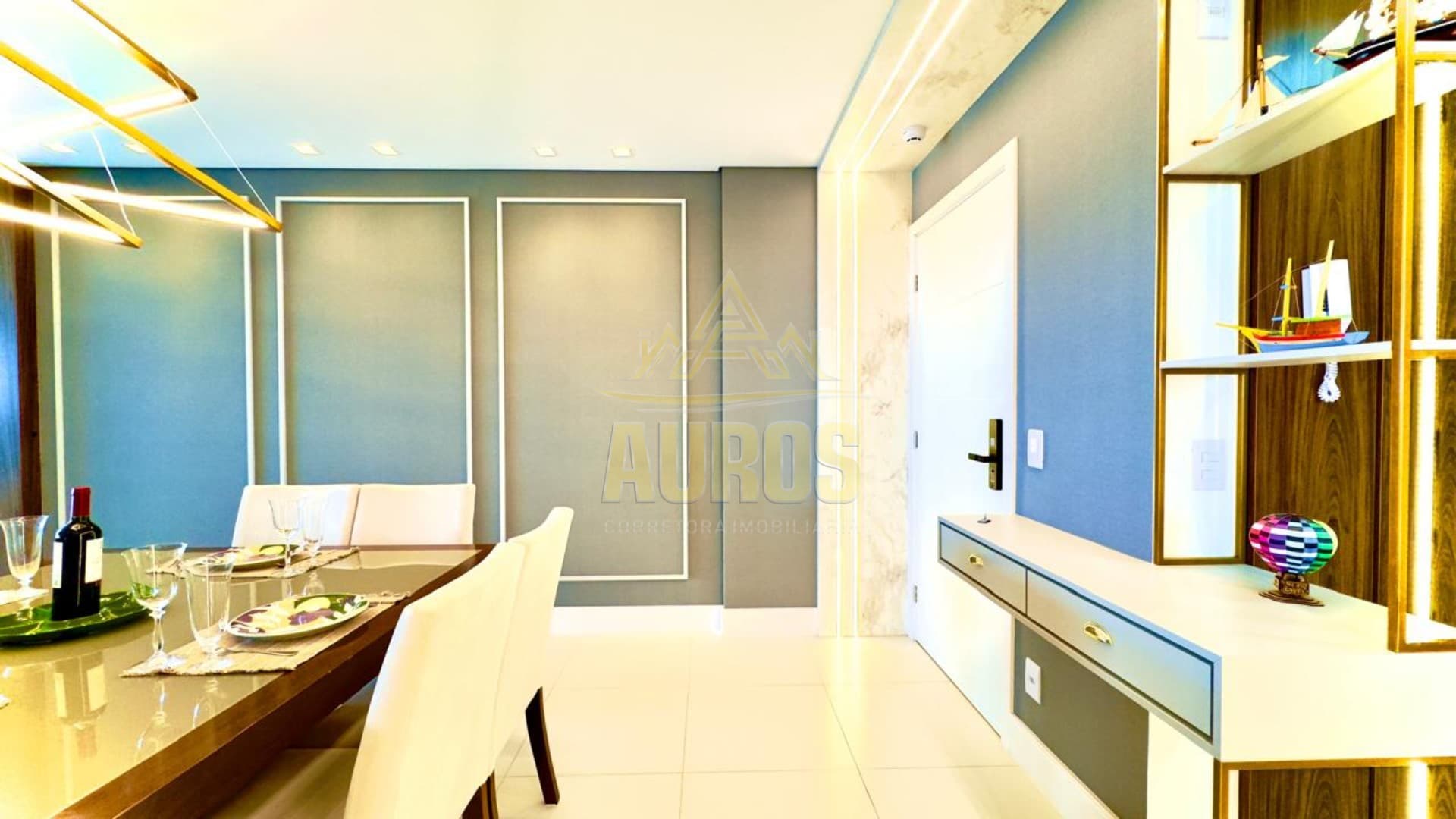Apartamento com vista pro mar, mobiliado com 3 suítes, 137m² privativos, 2 vagas - Imagem 4