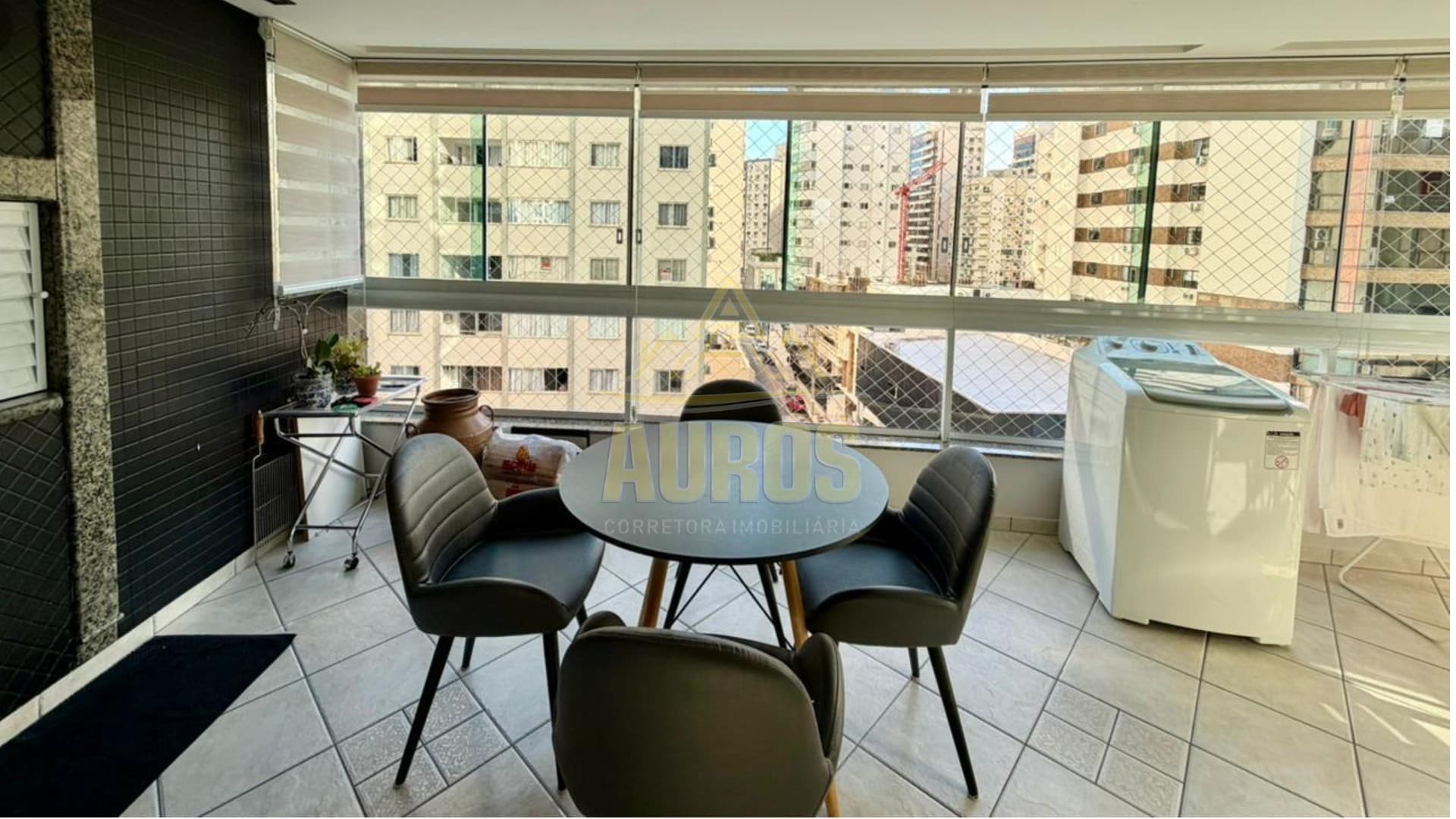 Apartamento no Ed Aspen, na quadra do mar em Balneário Camboriú - Imagem 5