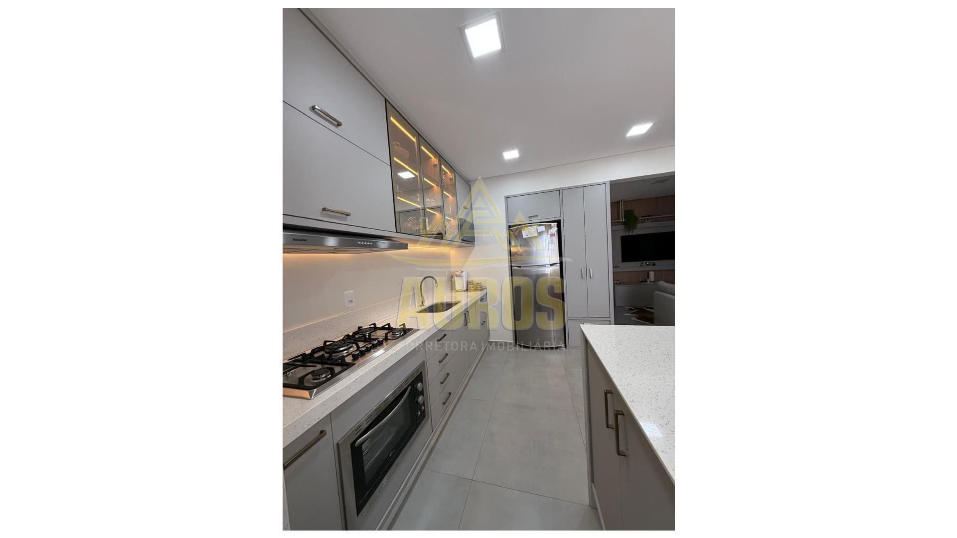 Apartamento mobiliado e decorado no Versailles Residence em Camboriú - Imagem 4