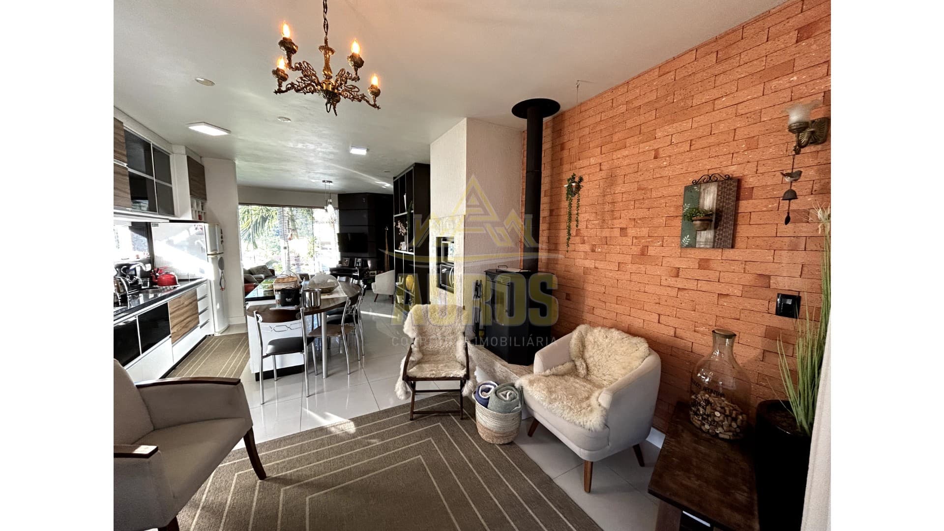 Casa Alto Padrão no Bairro Taboão em Rio do Sul - Imagem 2
