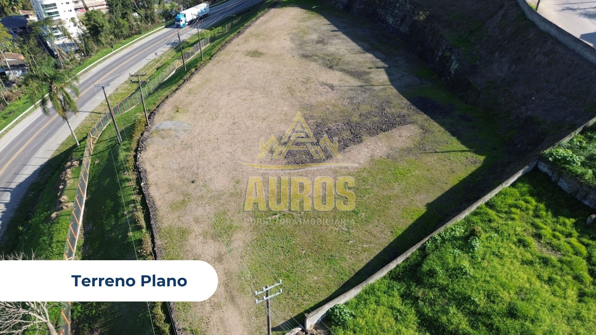 Terreno de frente para a BR-470 com 7.000 m² de área útil - Foto 2