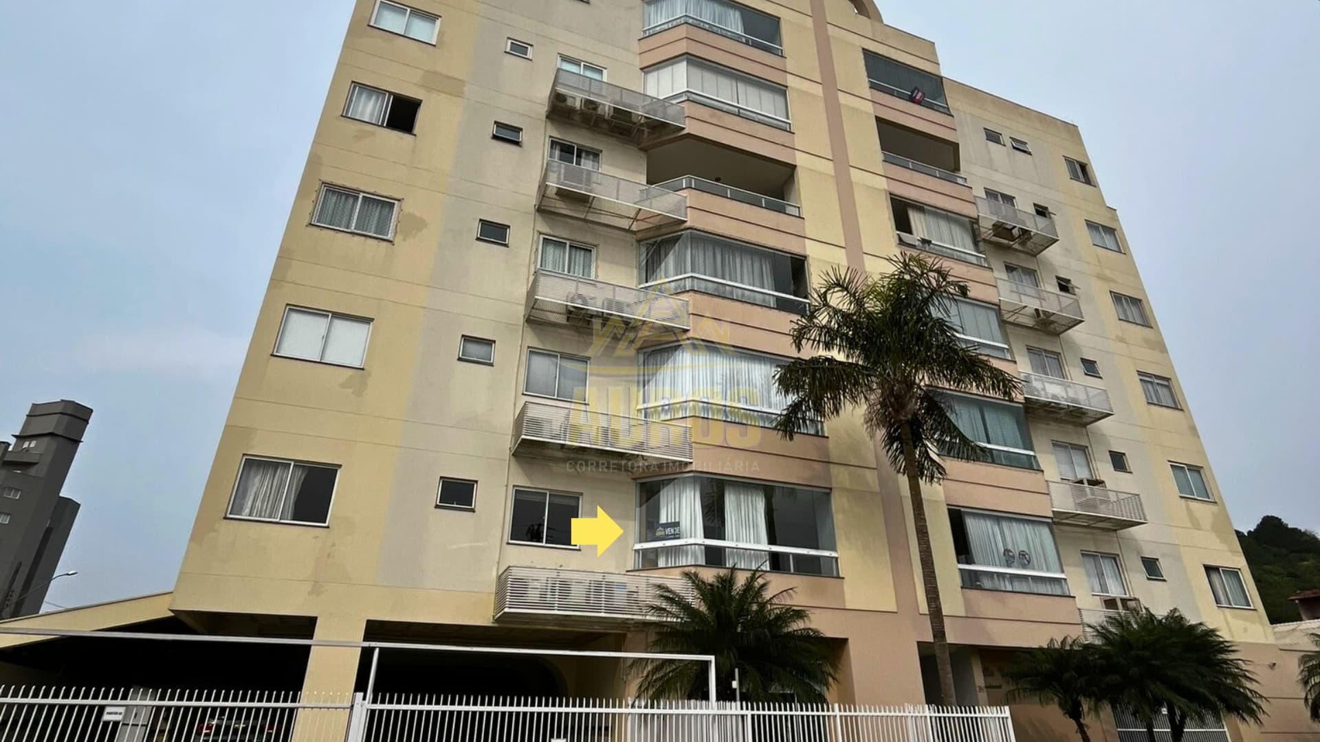 Apartamento à Venda no Centro de Rio do Sul - 3 Quartos, Suíte, Sacada com Churrasqueira - Foto 2