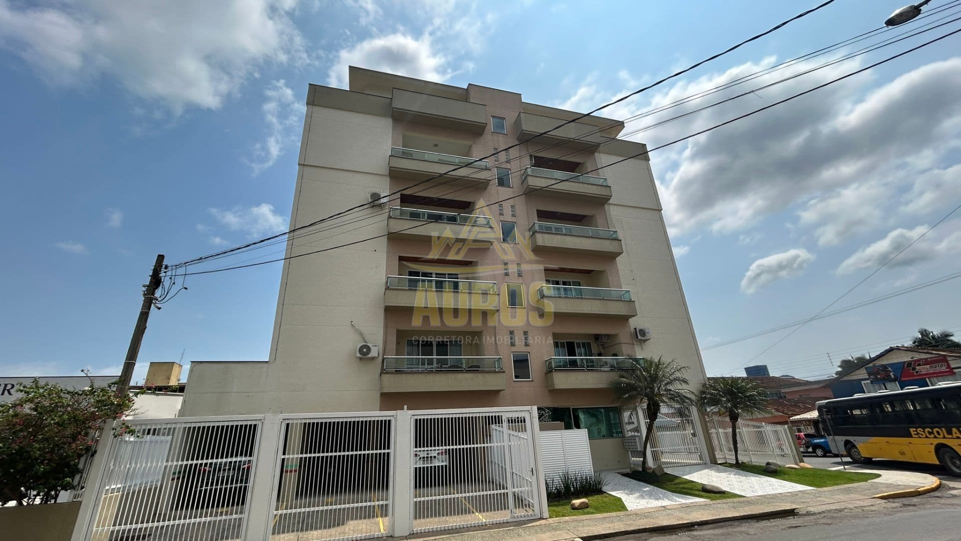 Cobertura duplex semimobiliada em Rio Do Sul no Edifício Paulo Sardagna - Foto 2