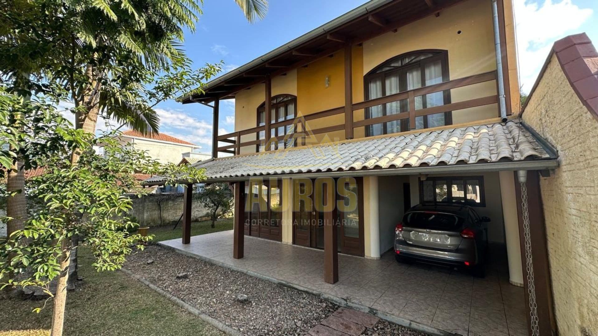 Casa ampla com área de lazer completa e piscina aquecida - Rio do Sul - Foto 1