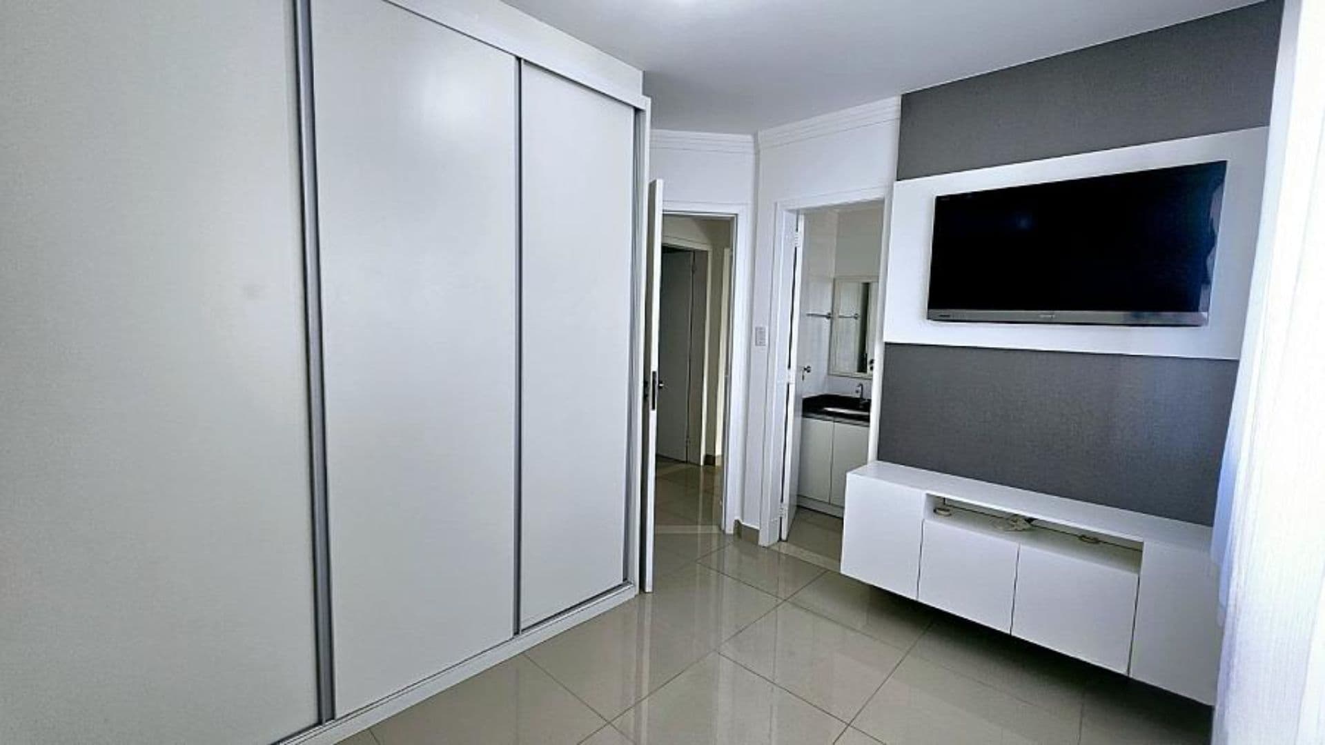 Apartamento mobiliado no Centro de Balneário Camboriú – Ed. Dom Josué - Foto 1