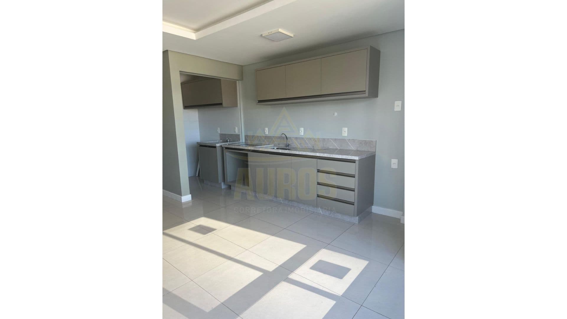 Apartamento no Edifício Deville, no bairro Tabuleiro em Camboriú - Foto 3