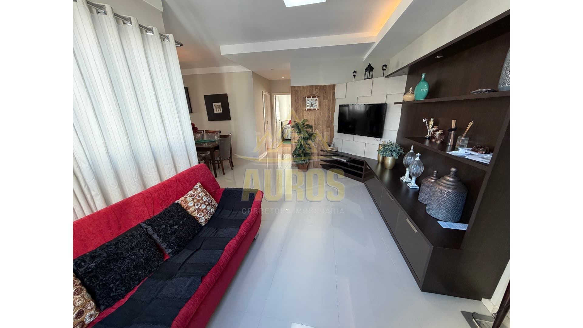 Apartamento no Edifício Celebrity Tower em Balneário Camboriú - Foto 2