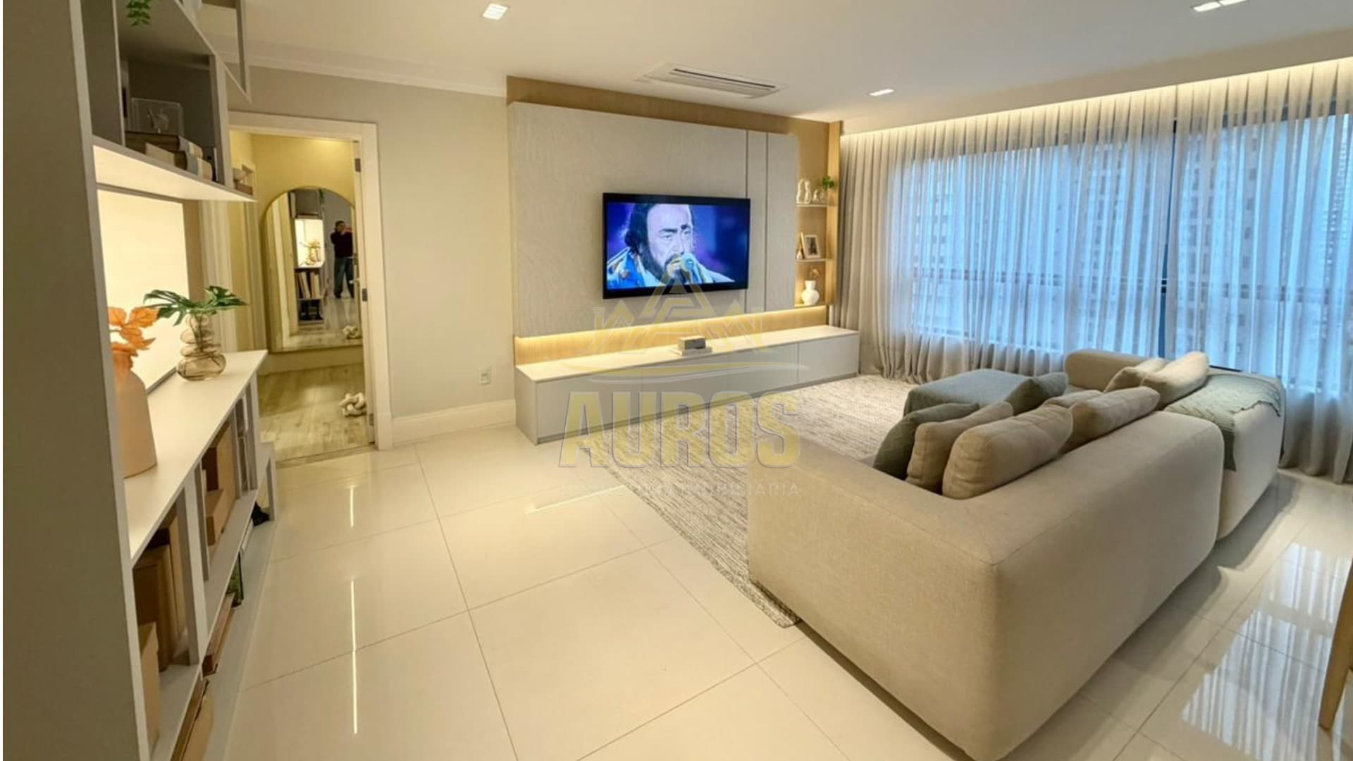 Apartamento com 3 suítes e 127 m² no Centro de Balneário Camboriú - Foto 4