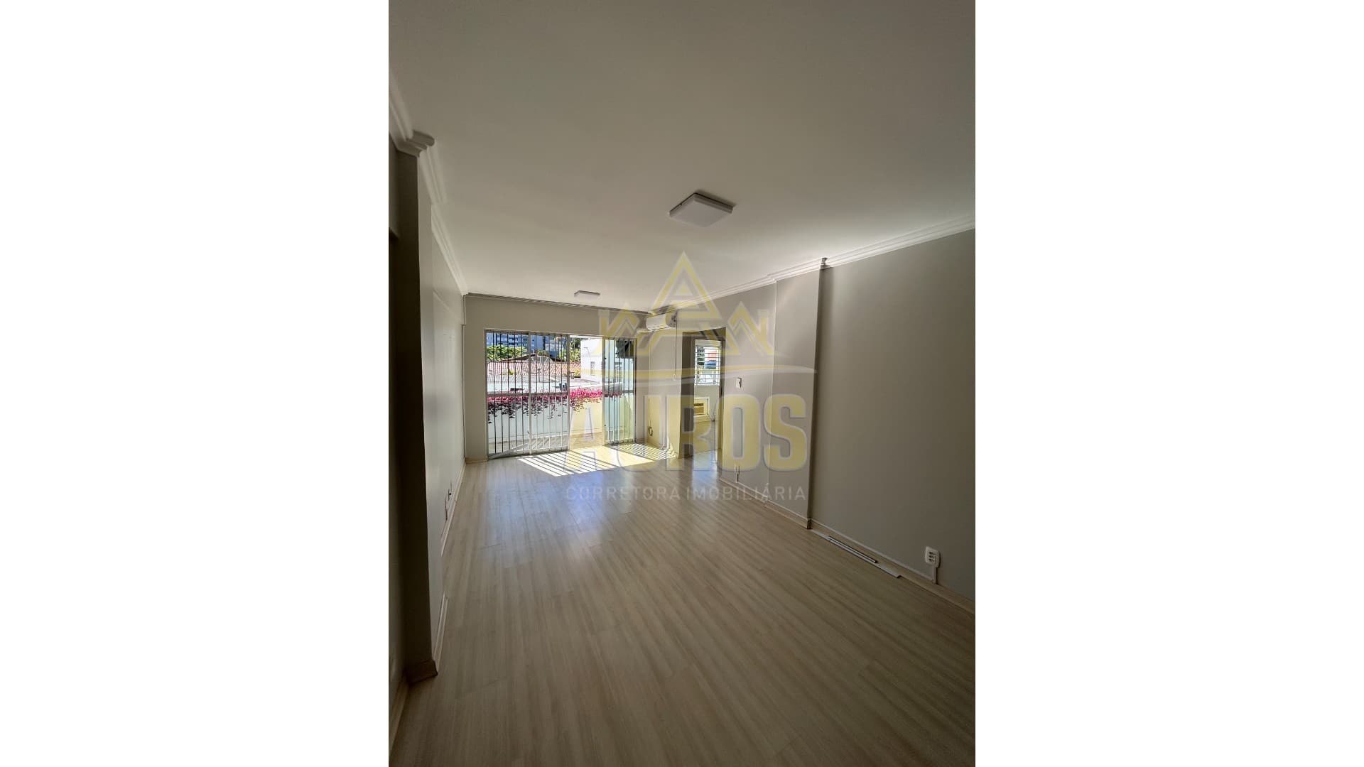 Apartamento com 2 Dormitórios no Residencial Navarino - Foto 3