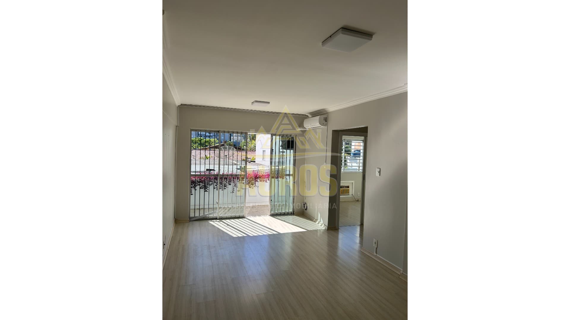 Apartamento com 2 Dormitórios no Residencial Navarino - Foto 5