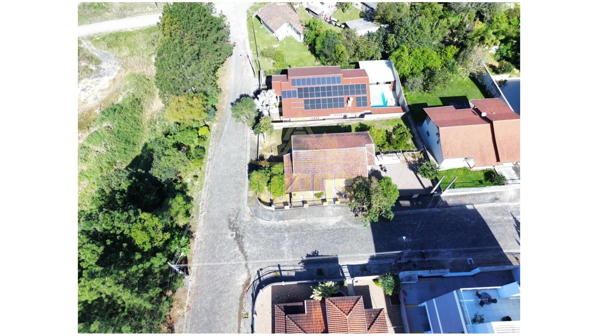 Casa de Esquina com 570 m² de Terreno, Livre de Enchente – Bairro Progresso - Foto 3