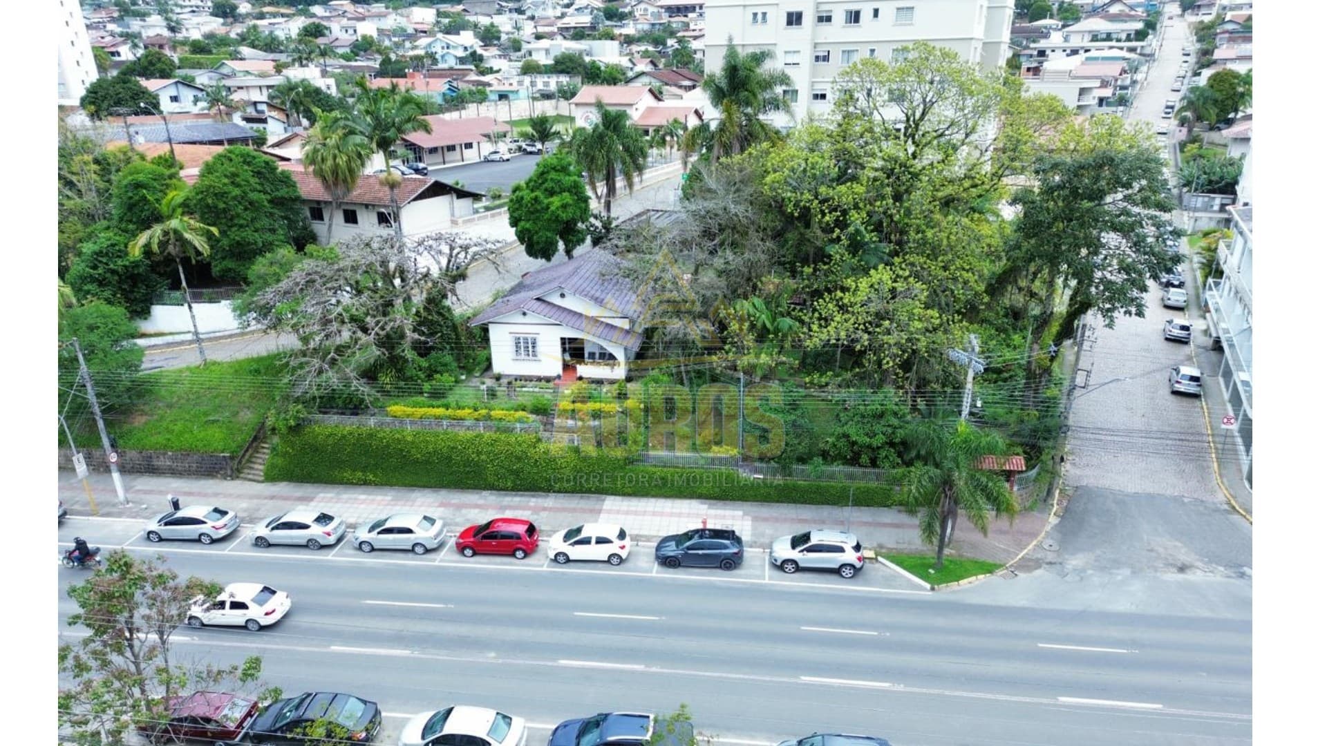 Terreno Comercial de Esquina no Centro de Rio do Sul 