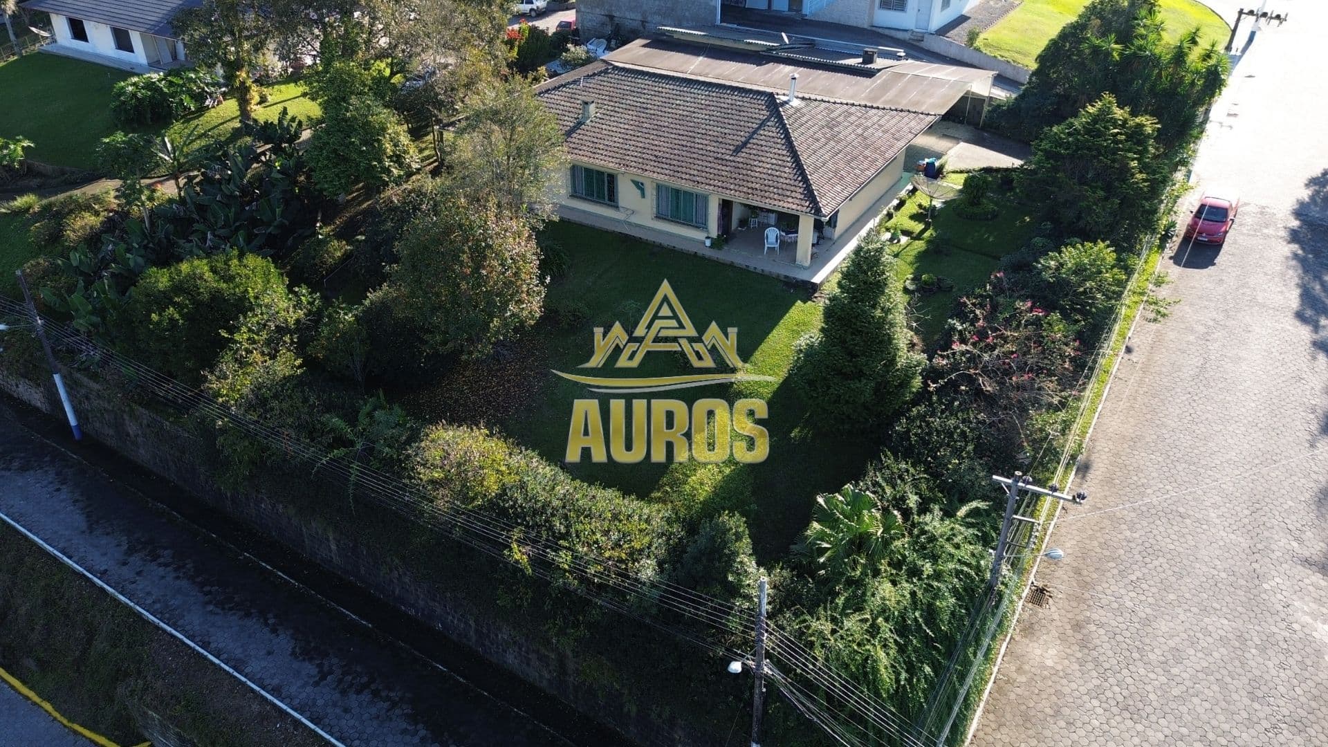 Casa com terreno de 1.500 m² em Salete-Sc - Imagem 1