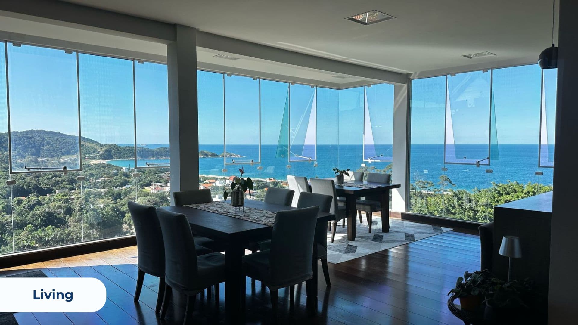 Casa à Venda na Praia do Estaleiro - Imagem 7