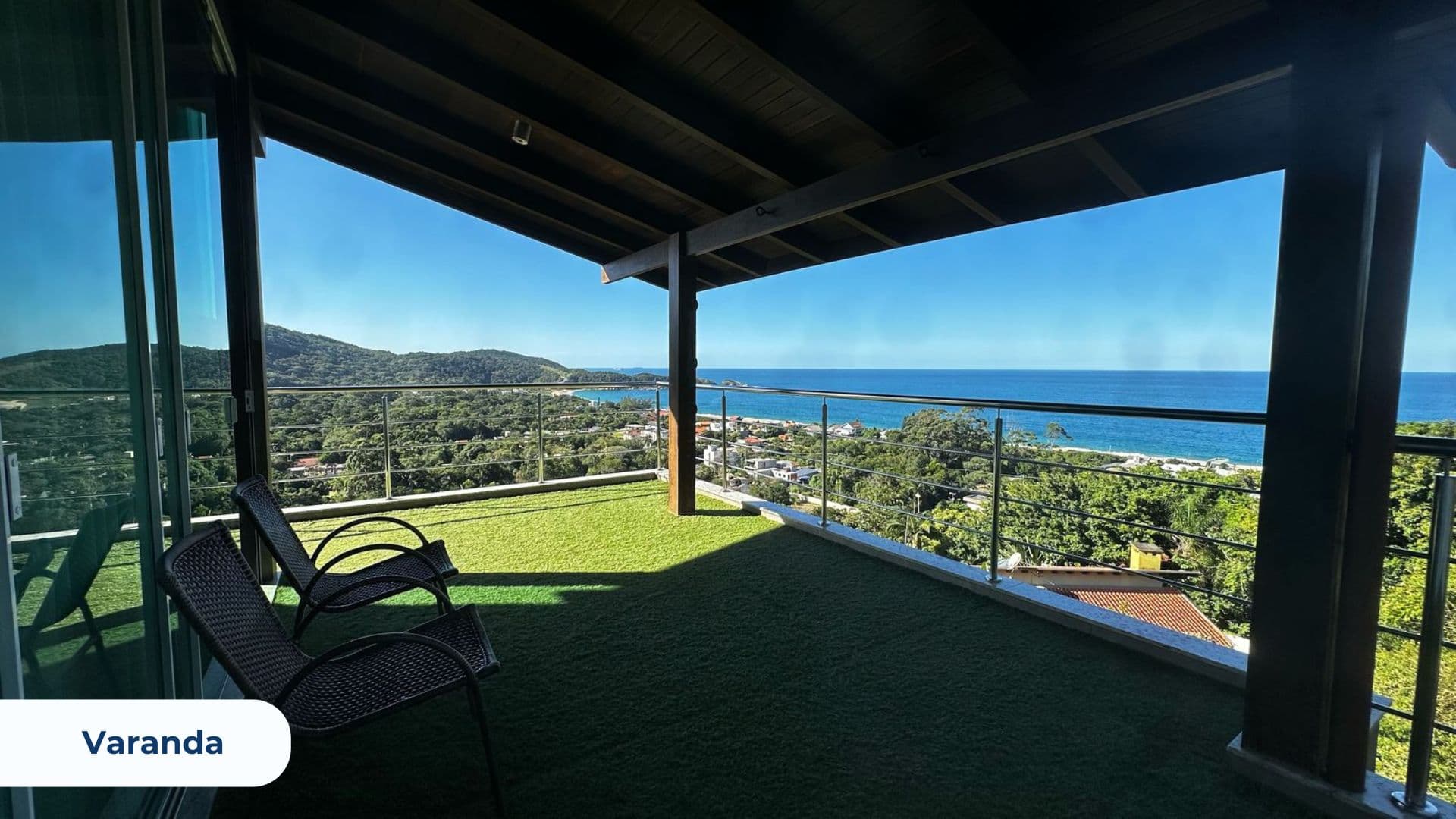 Casa à Venda na Praia do Estaleiro - Imagem 6