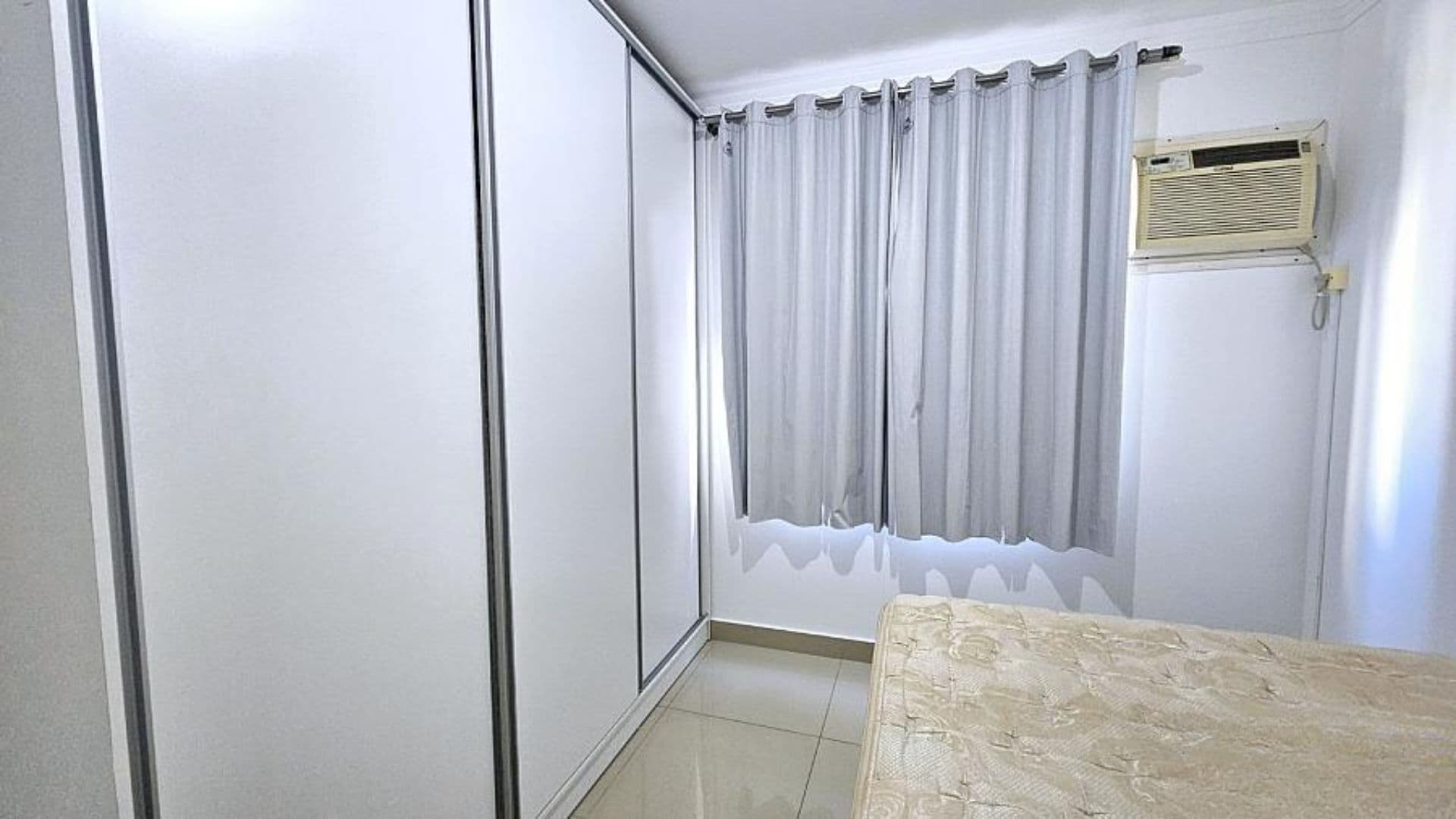 Apartamento mobiliado no Centro de Balneário Camboriú – Ed. Dom Josué - Imagem 12