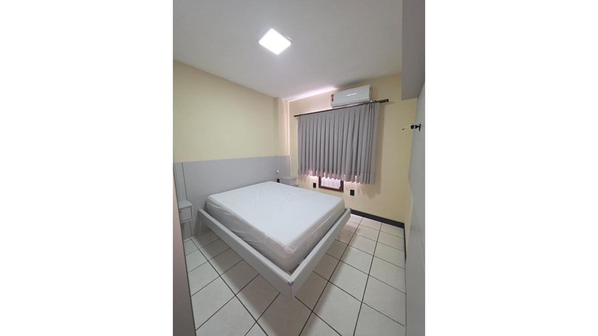 Apartamento mobiliado na quadra do mar com 3 dormitórios no Centro de Balneário Camboriú - Imagem 15