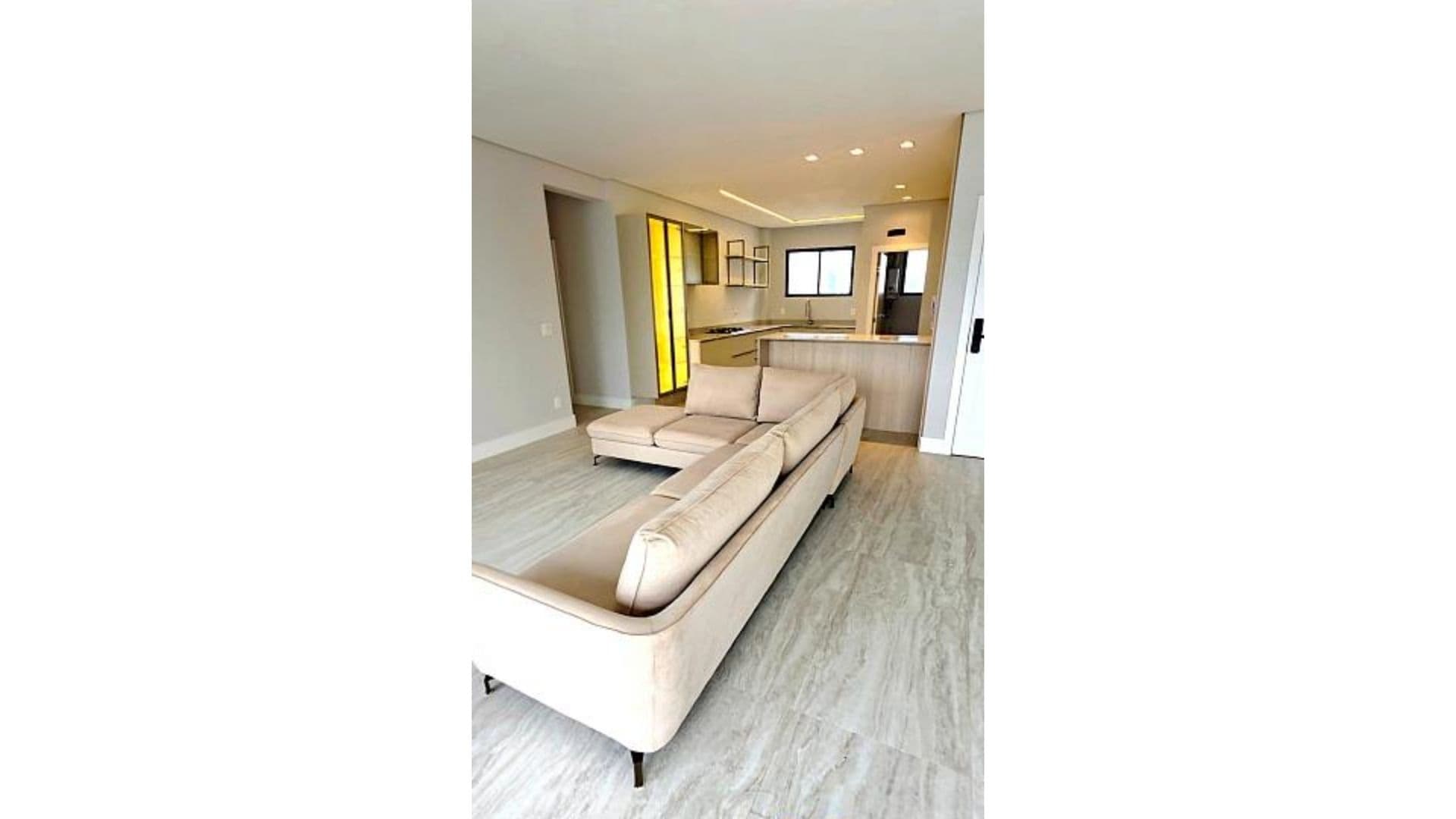 Apartamento alto padrão com vista mar no Bairro Pioneiros, em Balneário Camboriú. - Imagem 14