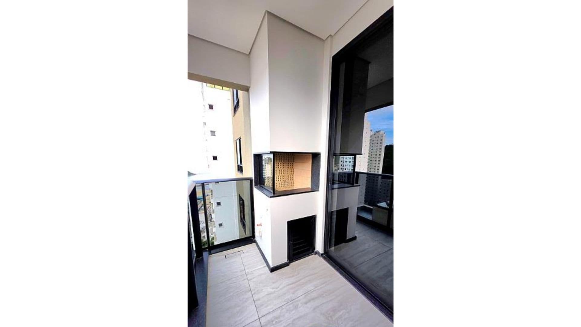 Apartamento alto padrão com vista mar no Bairro Pioneiros, em Balneário Camboriú. - Imagem 11