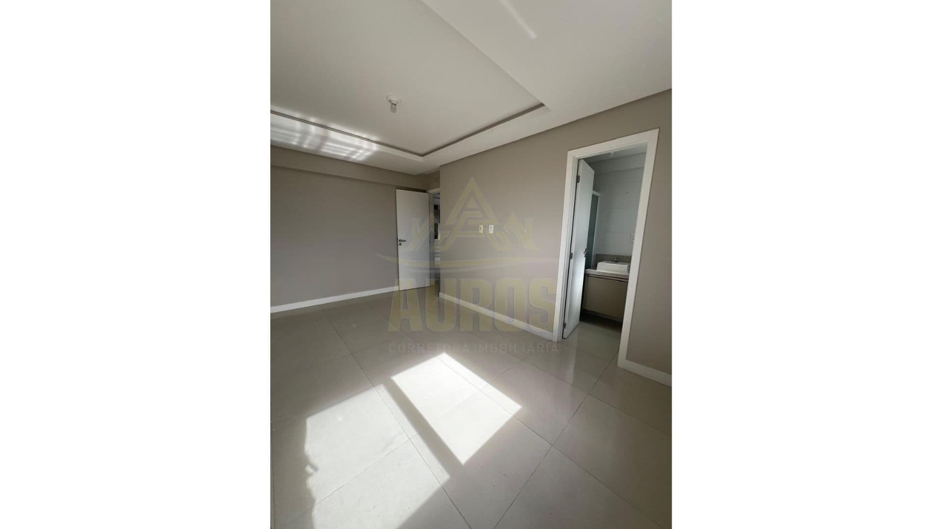 Apartamento no Edifício Deville, no bairro Tabuleiro em Camboriú - Imagem 8