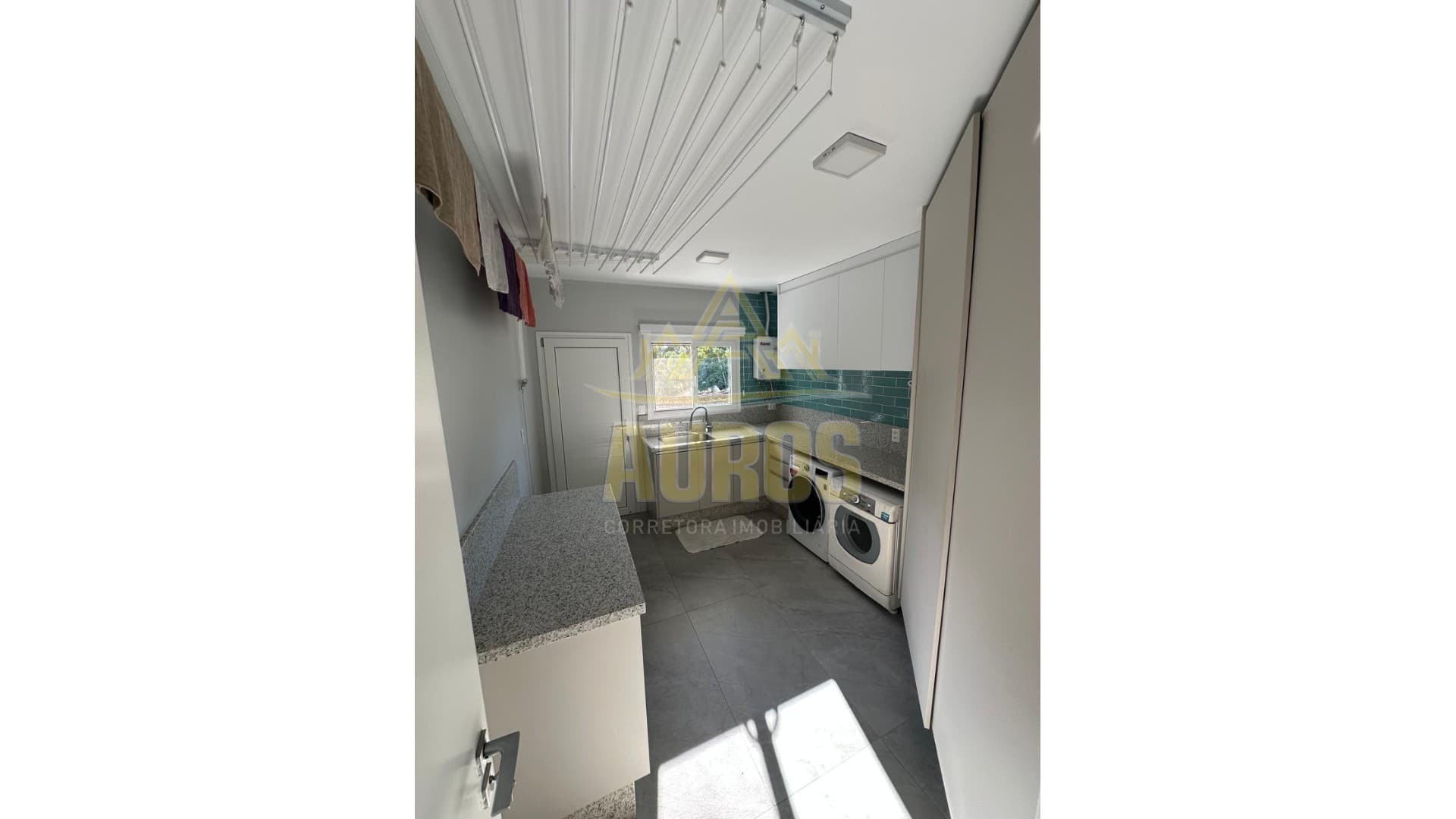 Casa Alto Padrão com 4 quartos no bairro Santana - Imagem 9