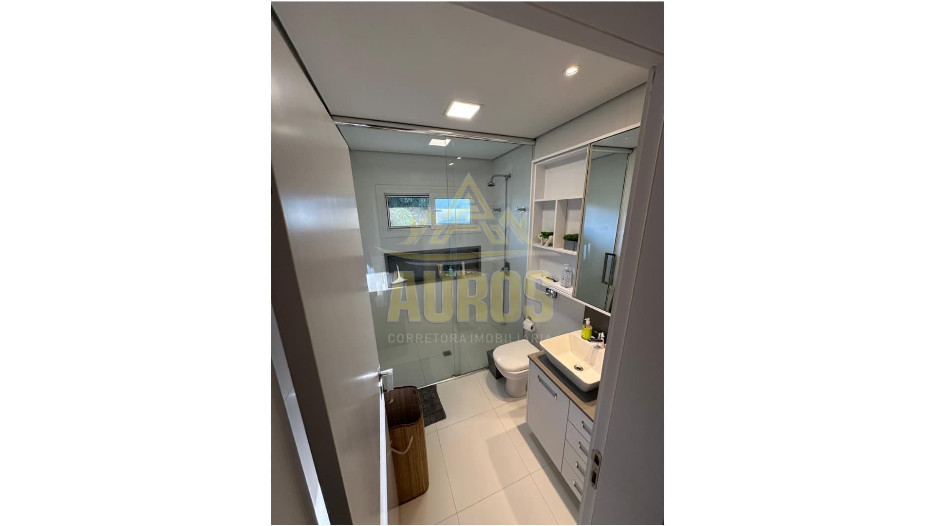 Casa Alto Padrão com 4 quartos no bairro Santana - Imagem 11